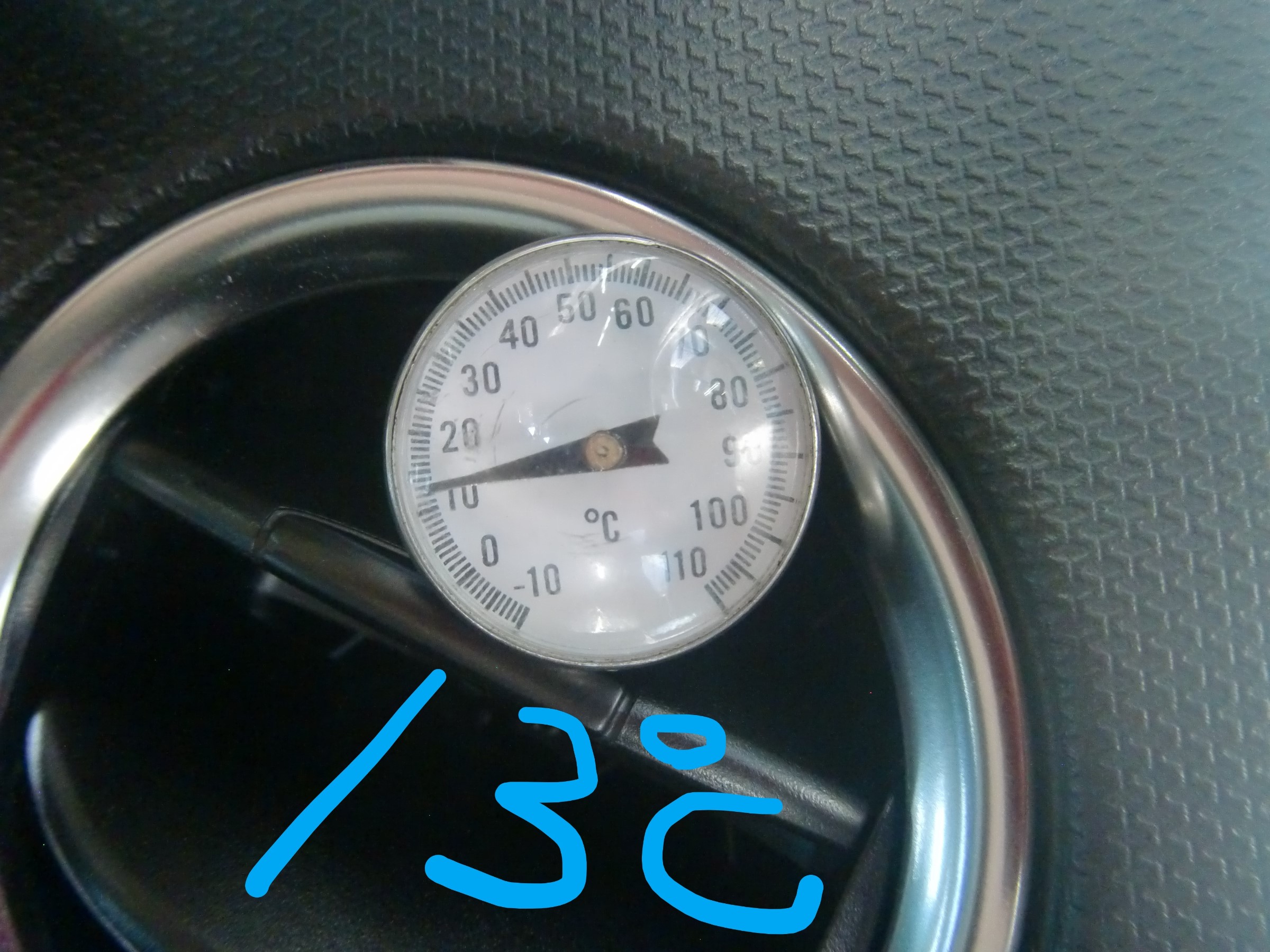 Ha36型アルトワークス4wd パワーエアコンプラス クーラントブースター 下回り防錆コーティング スズキ アルトワークス その他 技術サービスブログ タイヤ館 鎌ヶ谷 千葉県のタイヤ カー用品ショップ タイヤからはじまる トータルカーメンテナンス タイヤ館