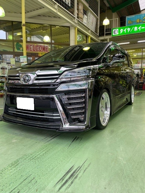 30ヴェルファイア タイヤ＆ホイール＆スタビリンク交換 | 店舗