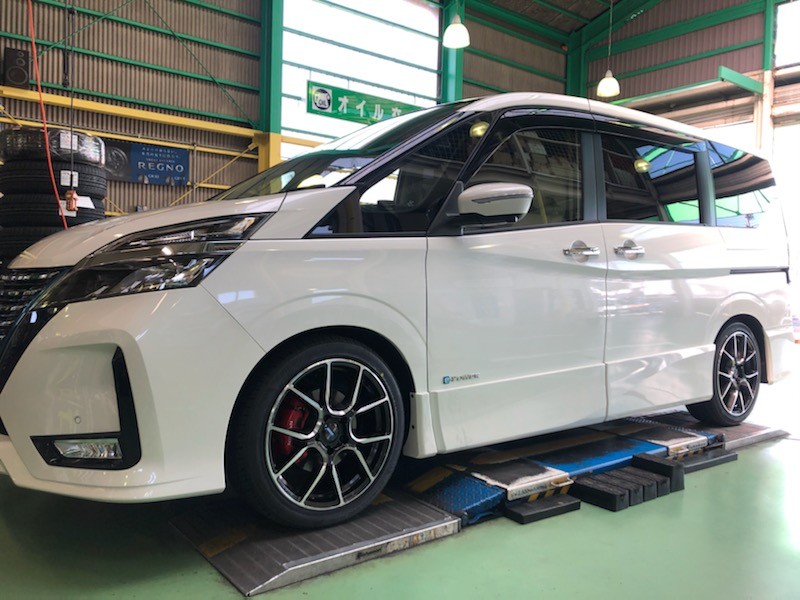 C27セレナ e-POWER 車高調・ホイール取付 | 店舗おススメ情報