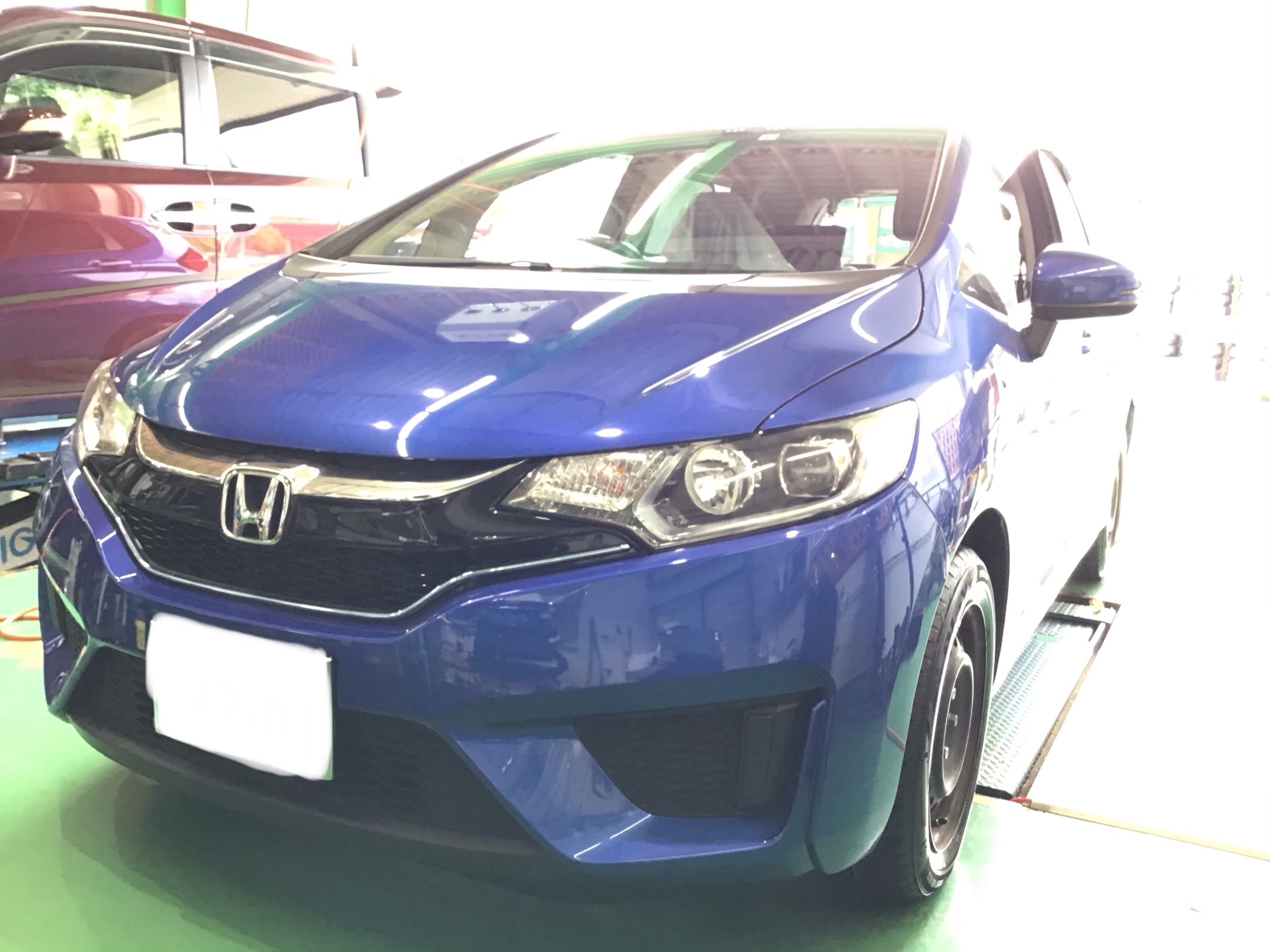 ホンダ Fit Gk系 エアコンフィルター交換 ホンダ フィット メンテナンス商品 サービス事例 タイヤ館 大船 神奈川県のタイヤ カー用品ショップ タイヤからはじまる トータルカーメンテナンス タイヤ館グループ