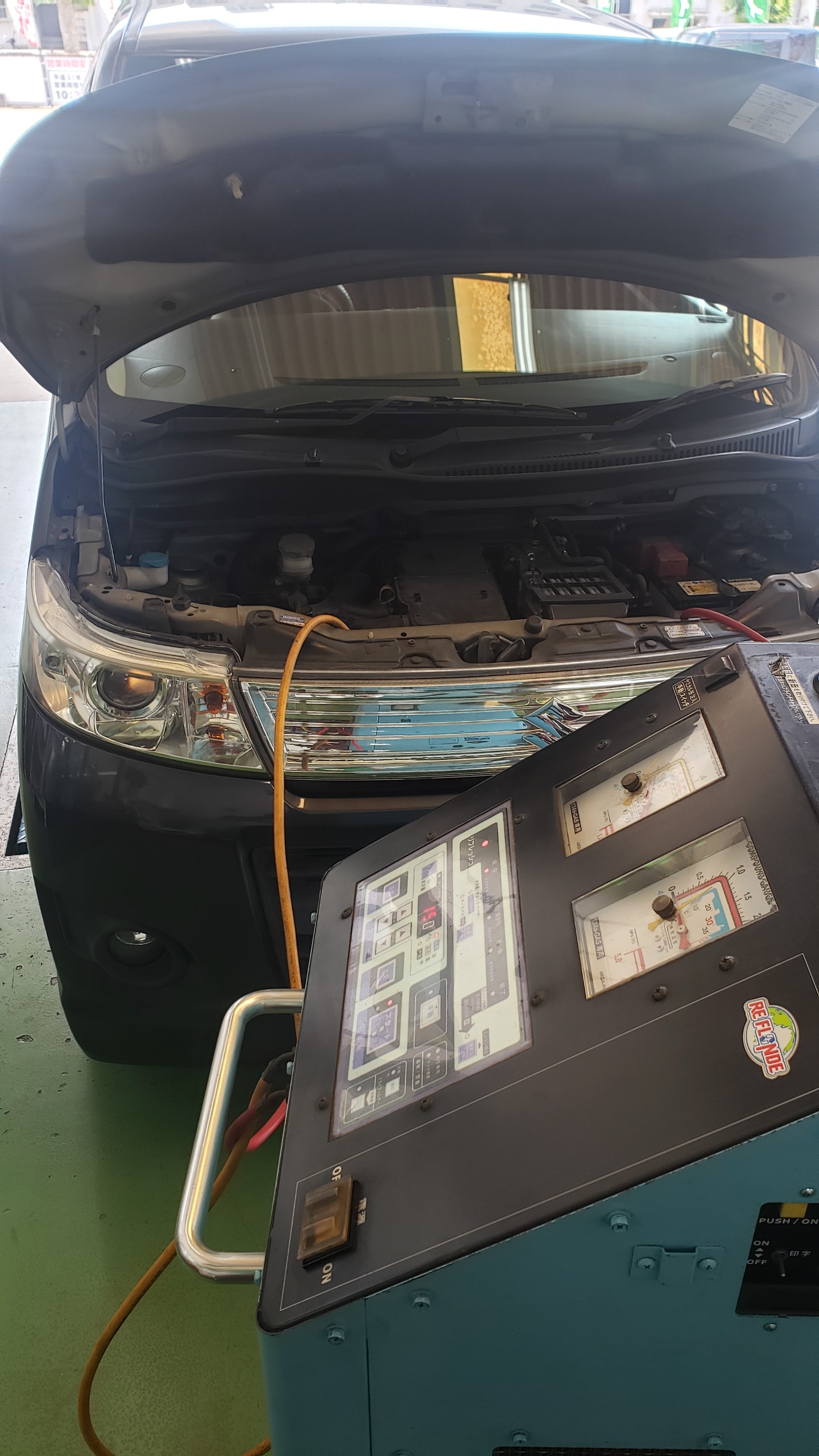 SUZUKI スズキ ワゴンRスティングレー MH34S エアコンガスリフレッシュ エアコンフィルター交換 | スズキ ワゴンR スティングレー  メンテナンス商品 オイル関連 > ＷＡＫＯ'Ｓオイル、添加剤、数多く取り扱ってます！ | サービス事例 | タイヤ館 ヒロ | タイヤから ...