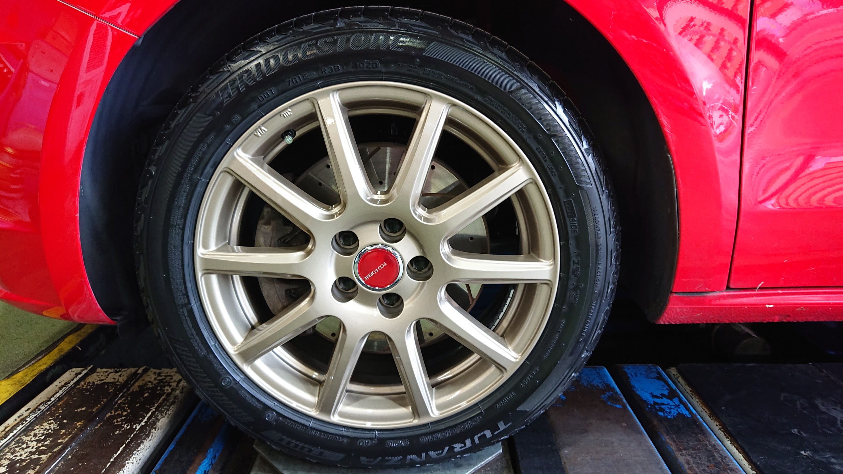 アウディA1に使用していたホイールとタイヤ4本セット