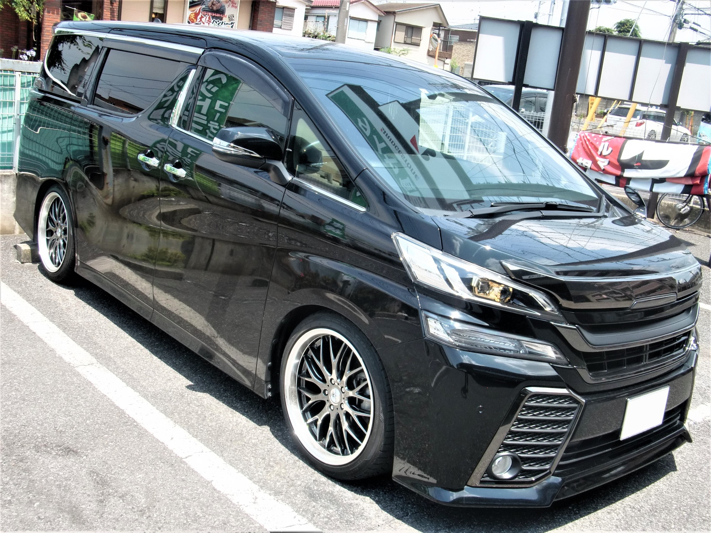 30系ヴェルファイア、テールランプ交換！ | トヨタ ヴェルファイア