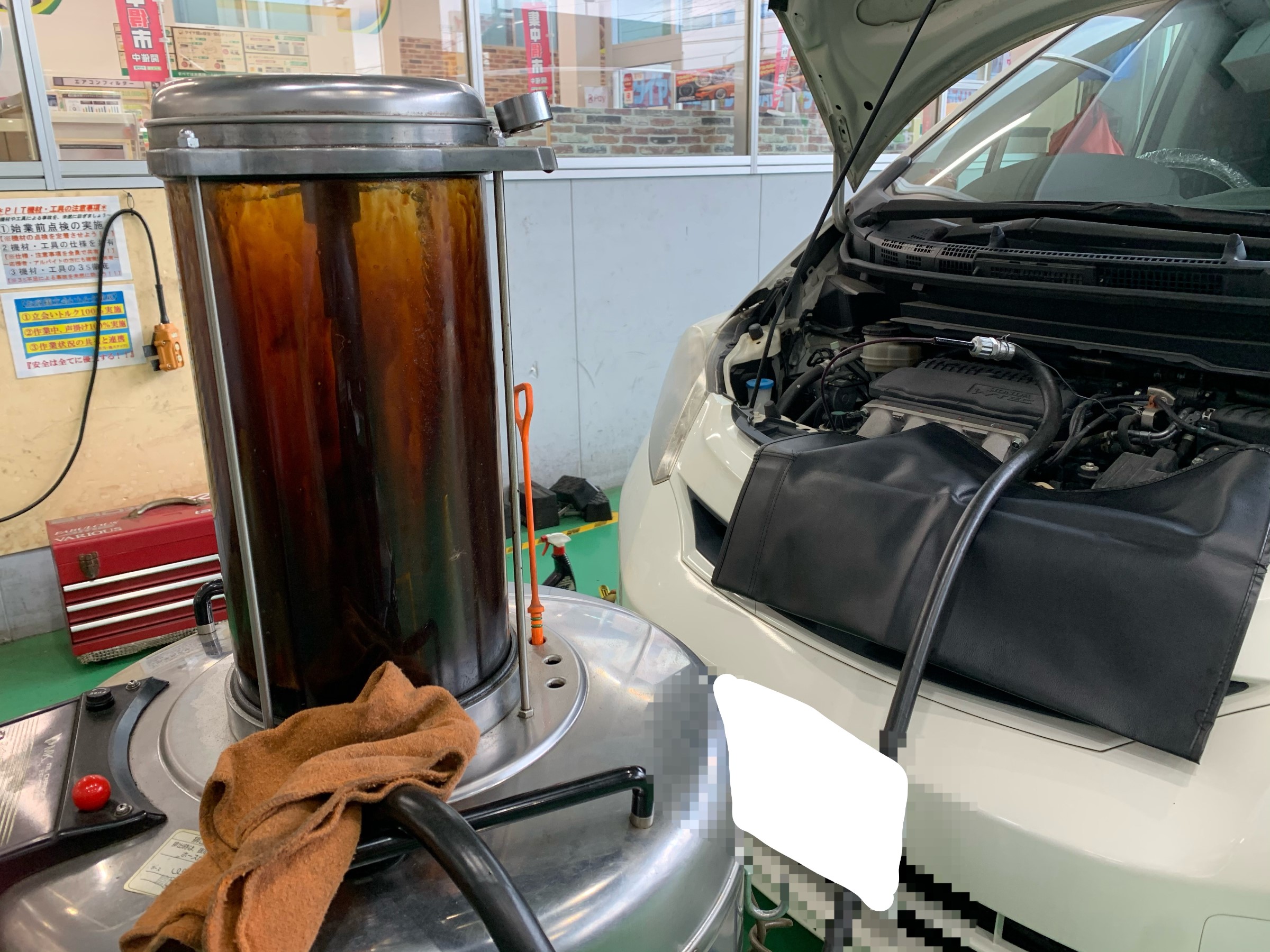 ホンダ フリードのエンジンオイル交換をしました ホンダ フリード メンテナンス商品 オイル関連 エンジンオイル交換 サービス事例 タイヤ館 高松屋島 香川県のタイヤ カー用品ショップ タイヤからはじまる トータルカーメンテナンス タイヤ館グループ
