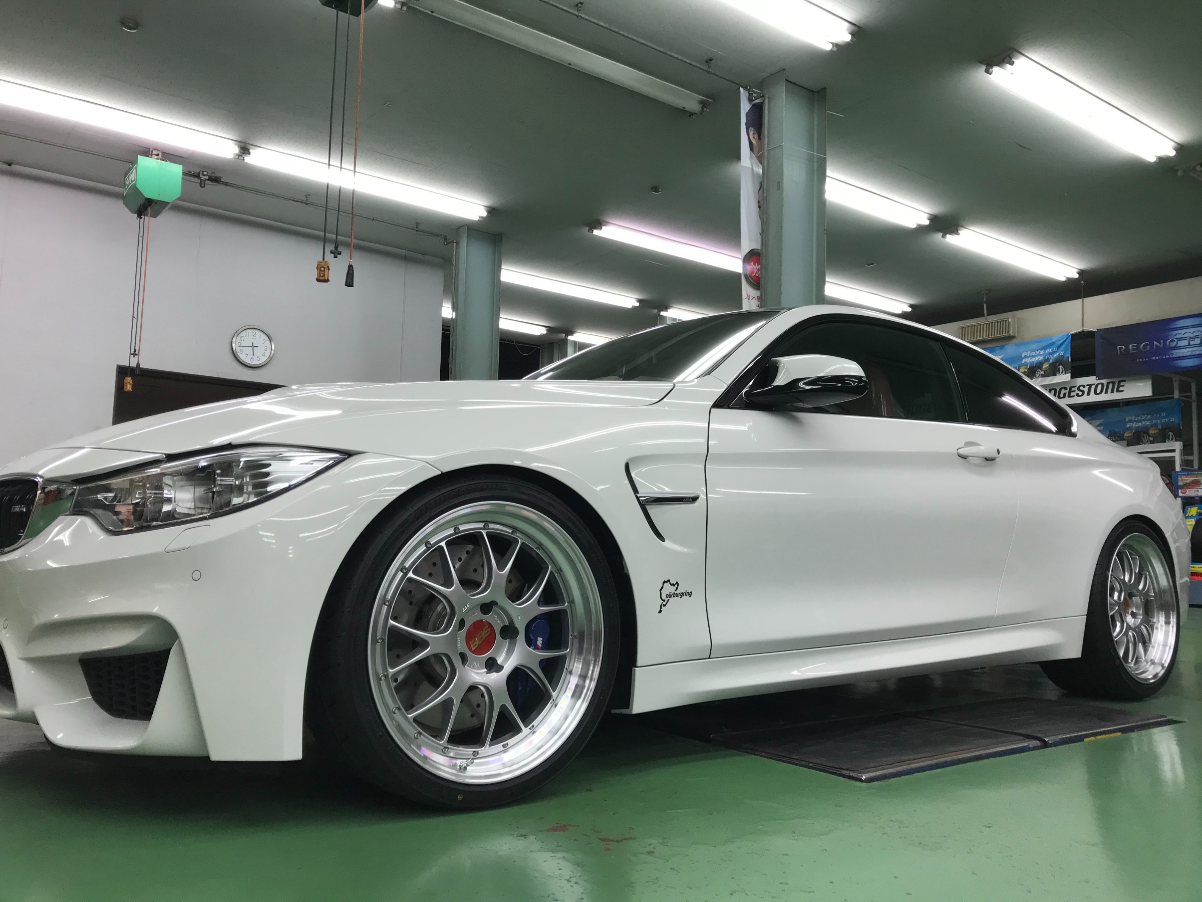 ＢＭＷ Ｍ４にＢＢＳ ＬＭ－Ｒとアラゴスタお取り付け | スタッフ日記