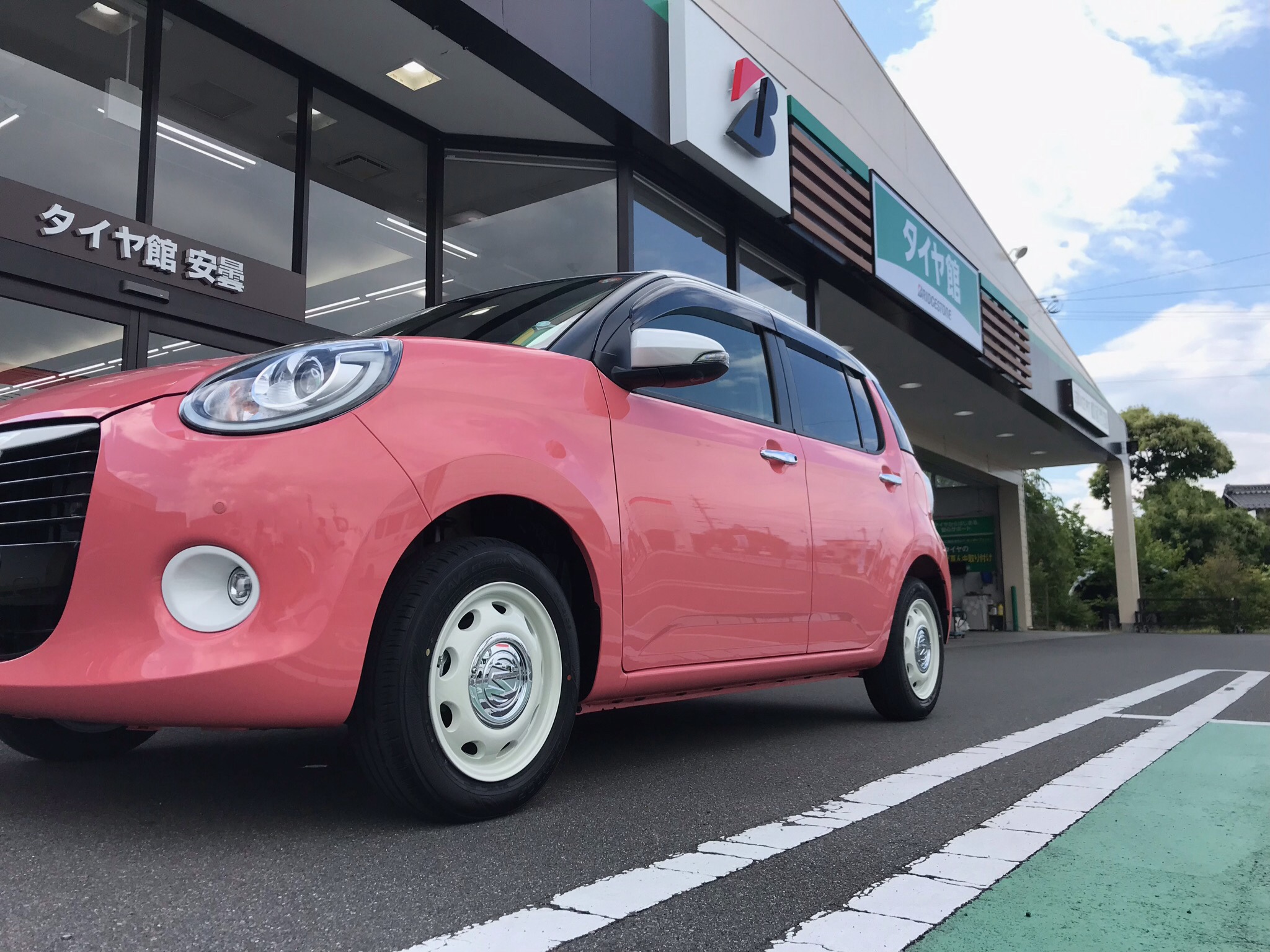 なんて可愛い車でしょう！！ | 店舗おススメ情報 | タイヤ館