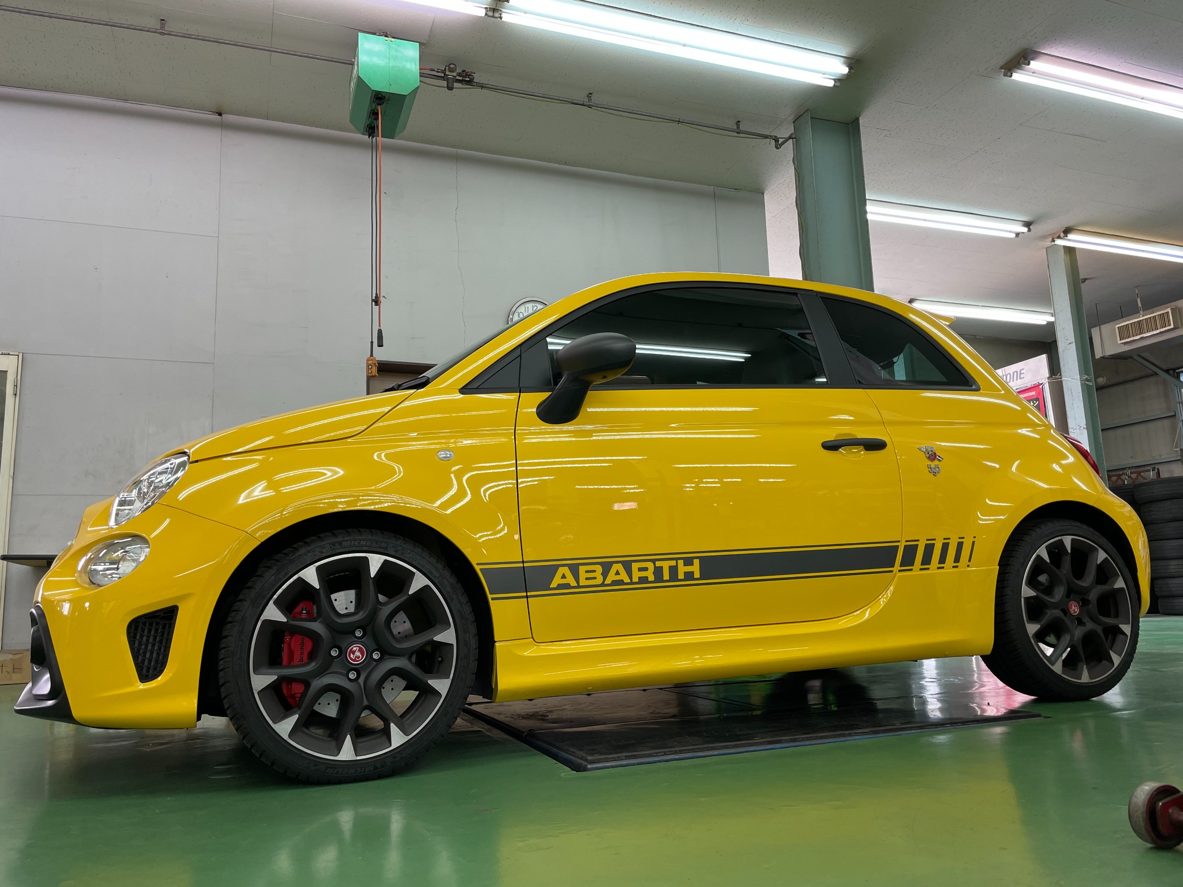 アバルト595にKW・Version3。 | 店舗おススメ情報 | タイヤ館