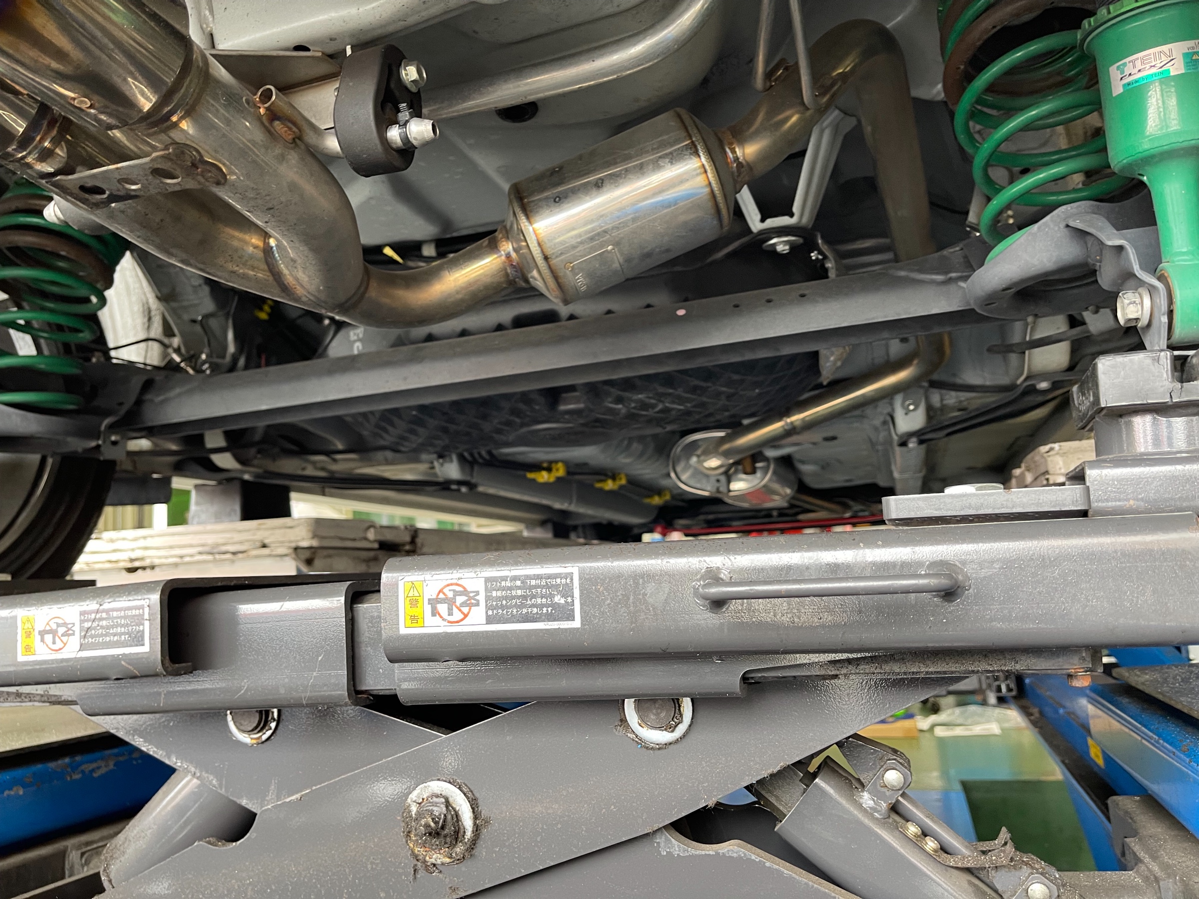 L150sムーヴ 色々取り付け ダイハツ ムーヴ その他 パーツ取付 足回り関係取付 サービス事例 タイヤ館 姫路中央店 タイヤからはじまる トータルカーメンテナンス タイヤ館グループ