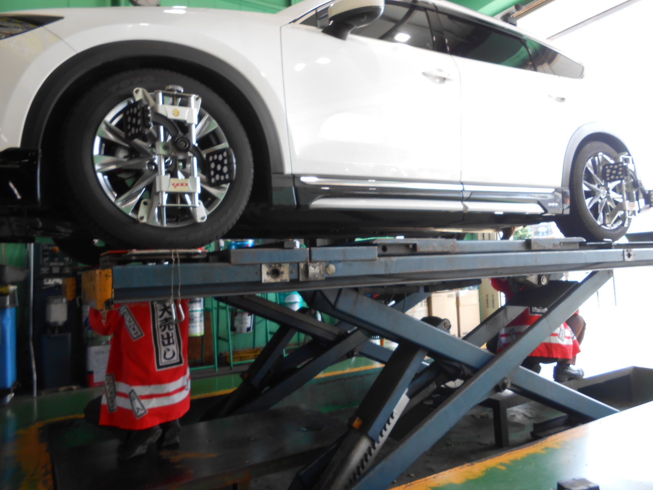 ◇マツダ CX-8(4WD) 車高調(テインFLEX Z)取り付けのご紹介