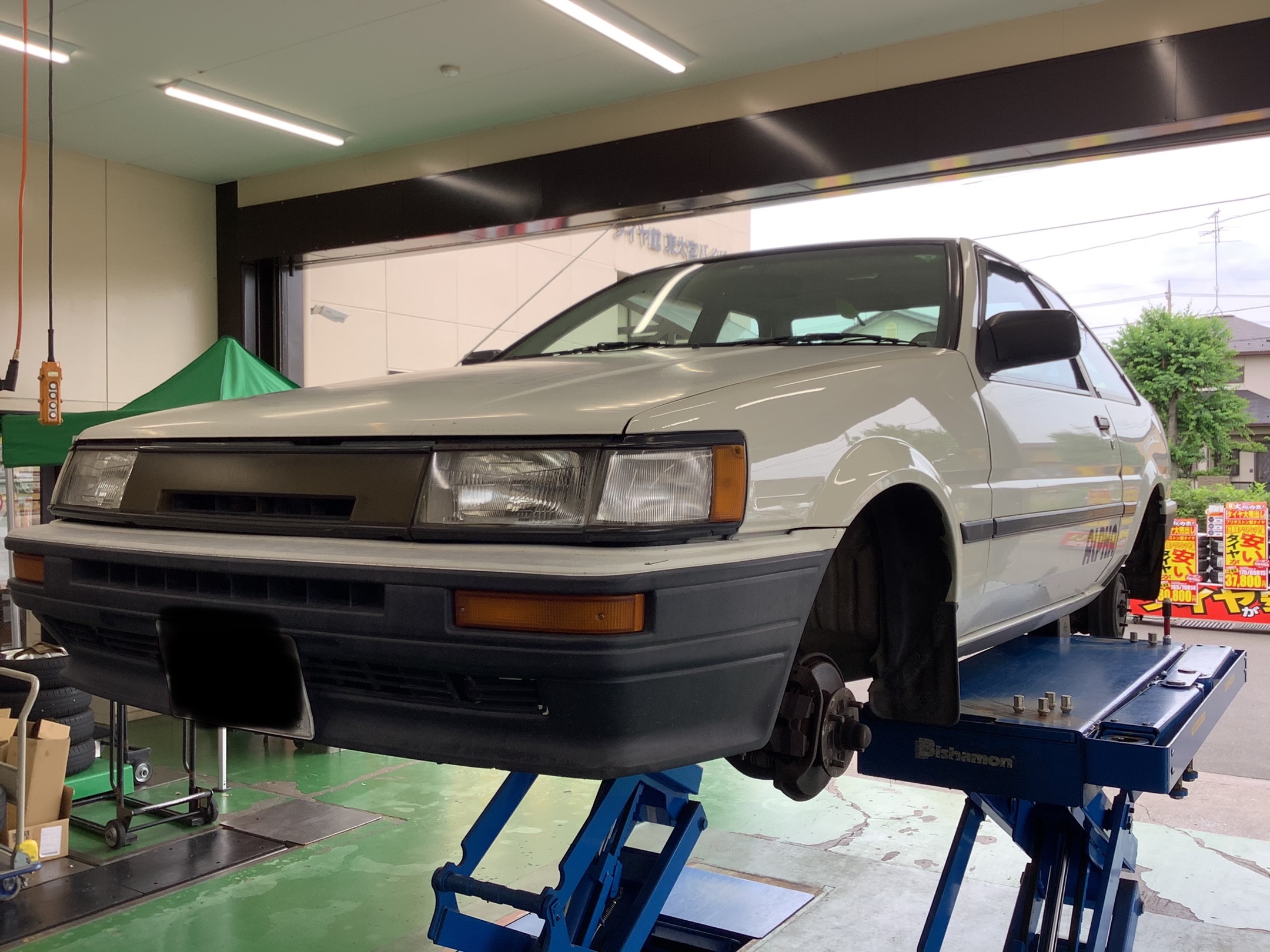 AE86 タイヤ交換 170/70R13 super RAP | トヨタ カローラレビン タイヤ