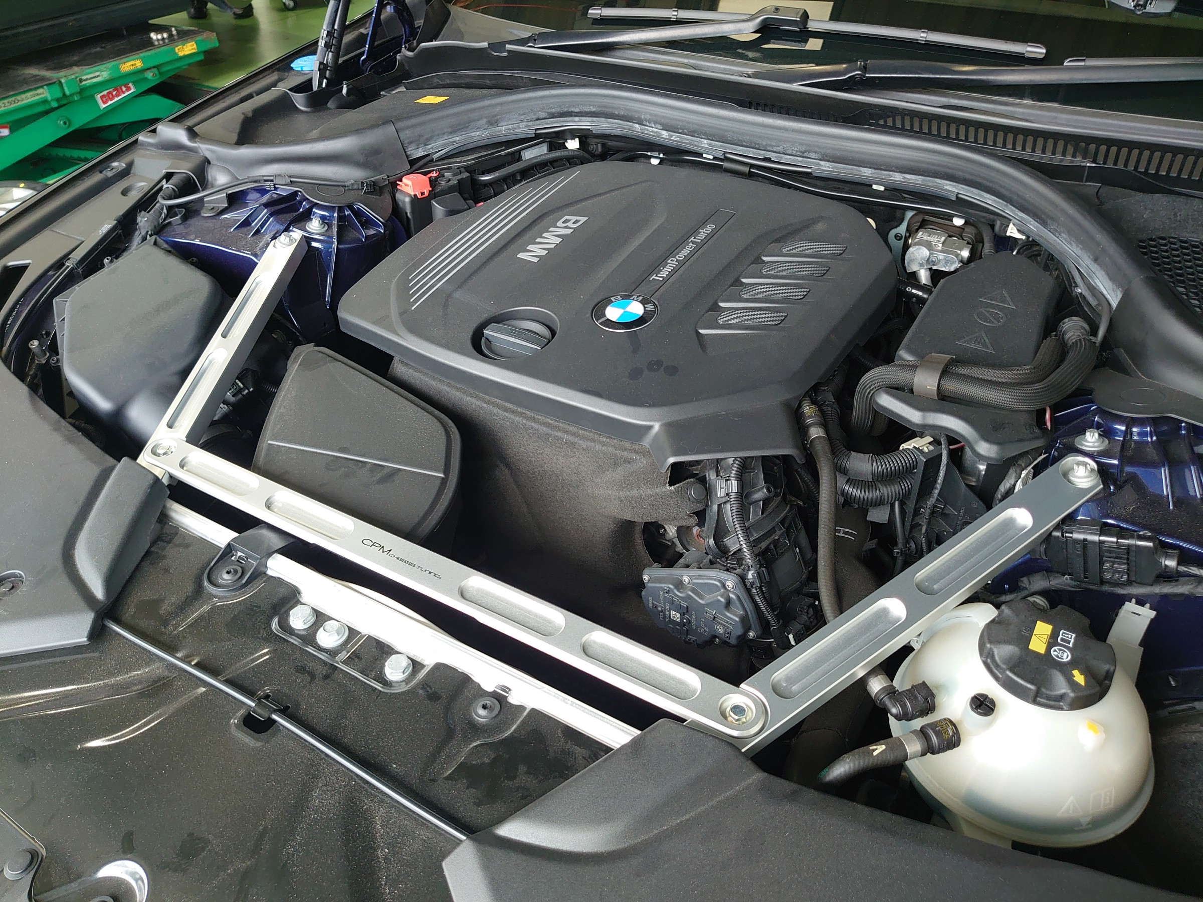 BMW G30 5シリーズ に、ボディ補強 CPM 取り付けしました♪ | BMW 5