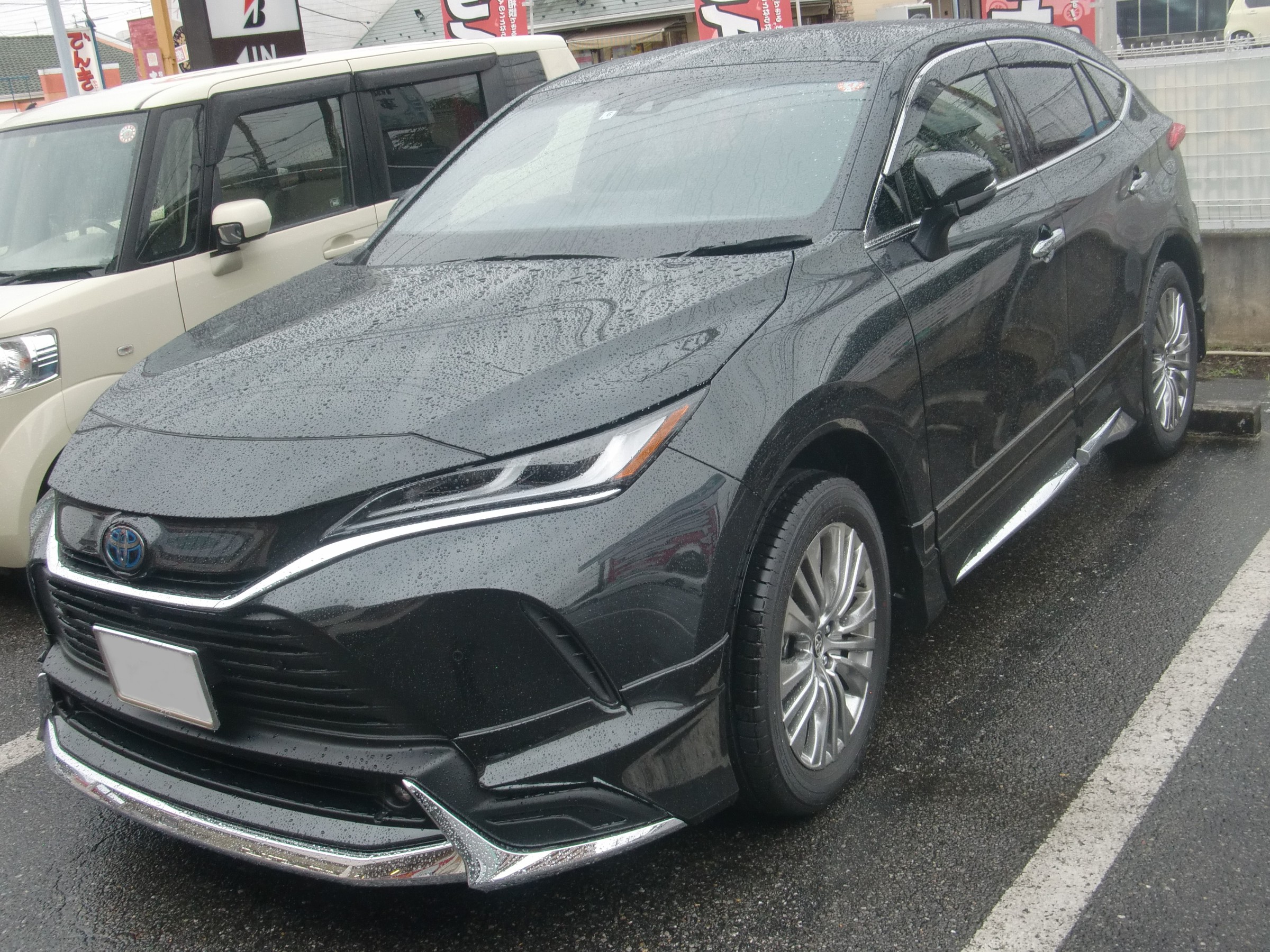 Axuh80型ハリアーハイブリッド 減衰力コントローラー付き車高調整式サスペンションのお取り付け アライメント調整 トヨタ ハリアー その他 パーツ取付 サスペンション取付 技術サービスブログ タイヤ館 鎌ヶ谷 千葉県のタイヤ カー用品ショップ タイヤから