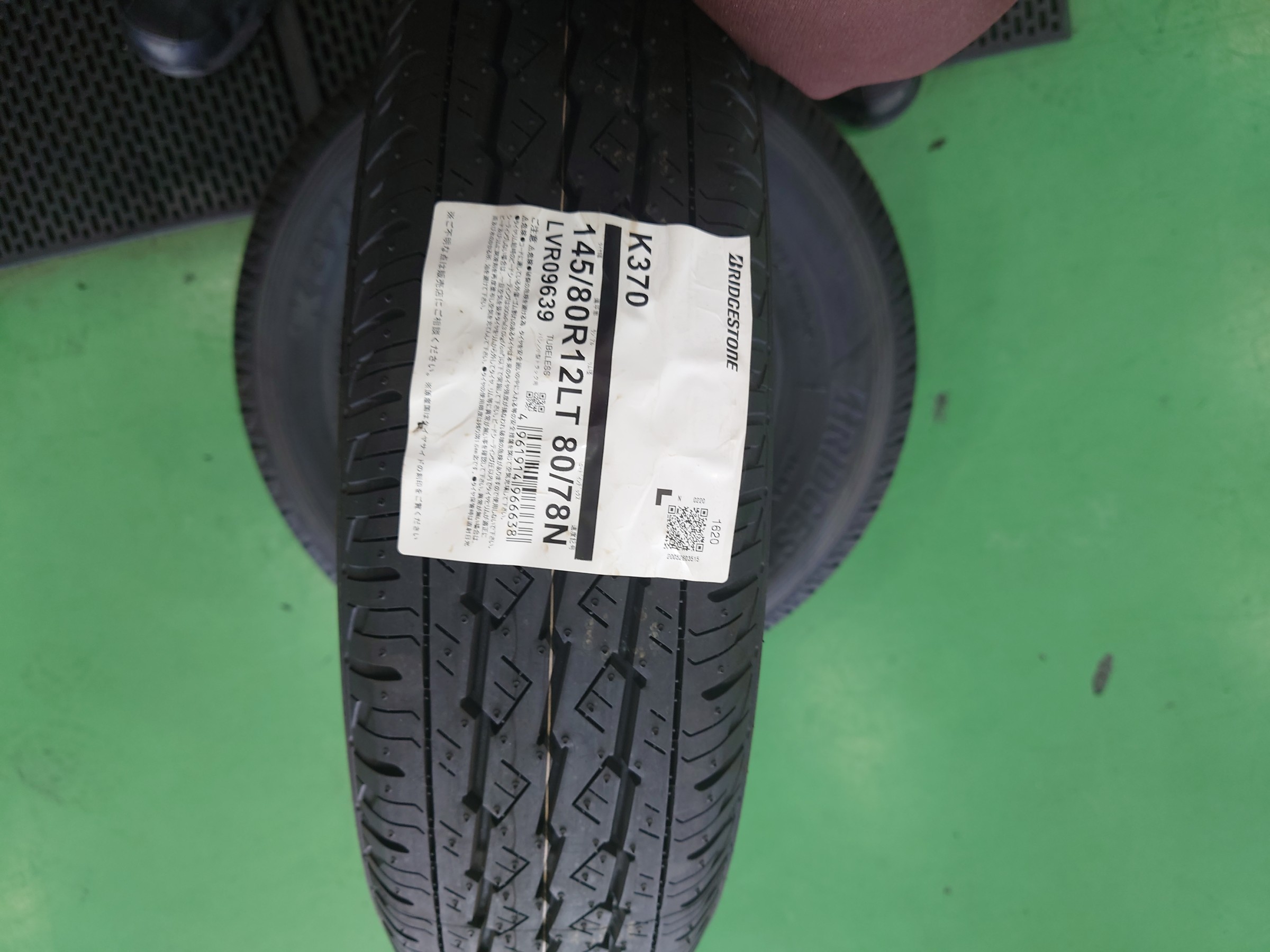 クリッパー(エブリイバンOEM) タイヤ交換 K370 | 日産 NV100クリッパー