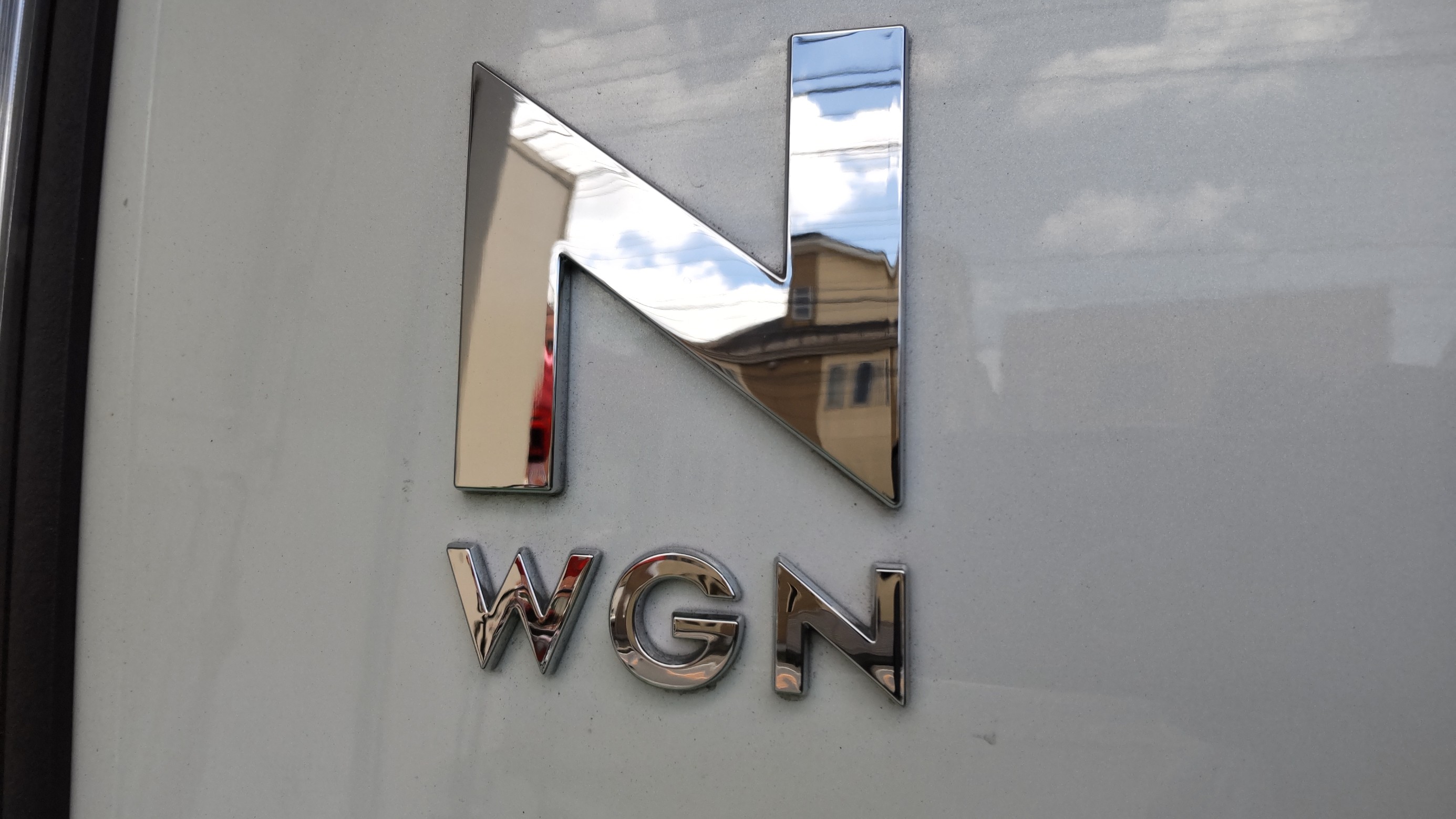 ホンダ N-WGN カヤバ ローファースポーツプラスキット取り付け | ホンダ N-WGNカスタム その他 パーツ取付 > サスペンション取付 |  サービス事例 | タイヤ館 瀬谷 | 神奈川県のタイヤ、カー用品ショップ タイヤからはじまる、トータルカーメンテナンス タイヤ館グループ