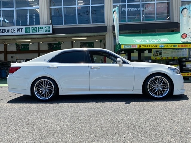 タイヤ・ホイール aws210 TOYOTA CROWN（クラウン）アスリート ハイブリッド（AWS210）に