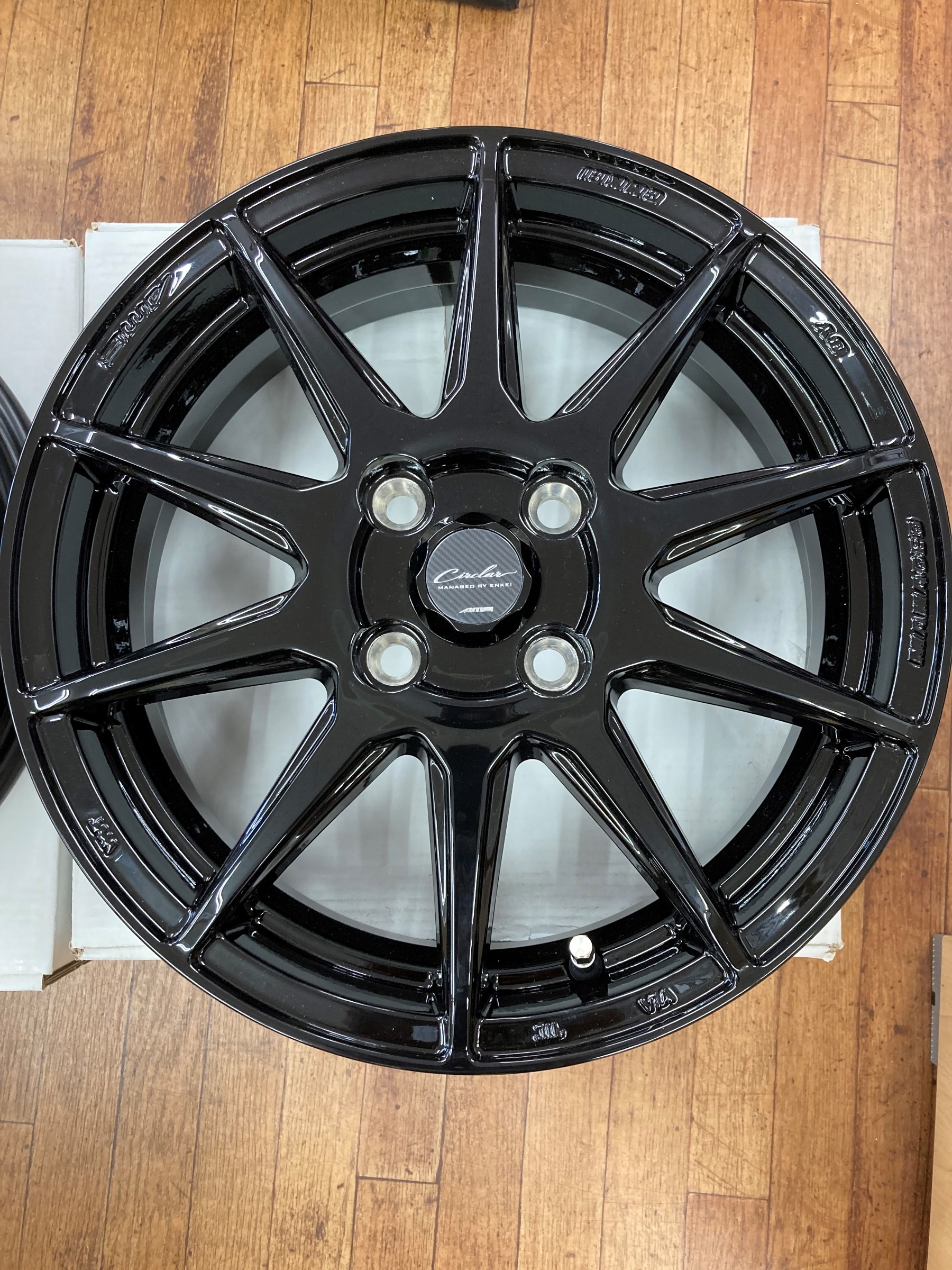 共豊 サーキュラー AME RS 18インチ-