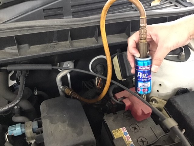 最近 車のエアコンを付けても効きが悪いなぁ と感じたことございませんか サービス事例 タイヤ館 横須賀 神奈川県のタイヤ カー用品ショップ タイヤからはじまる トータルカーメンテナンス タイヤ館グループ