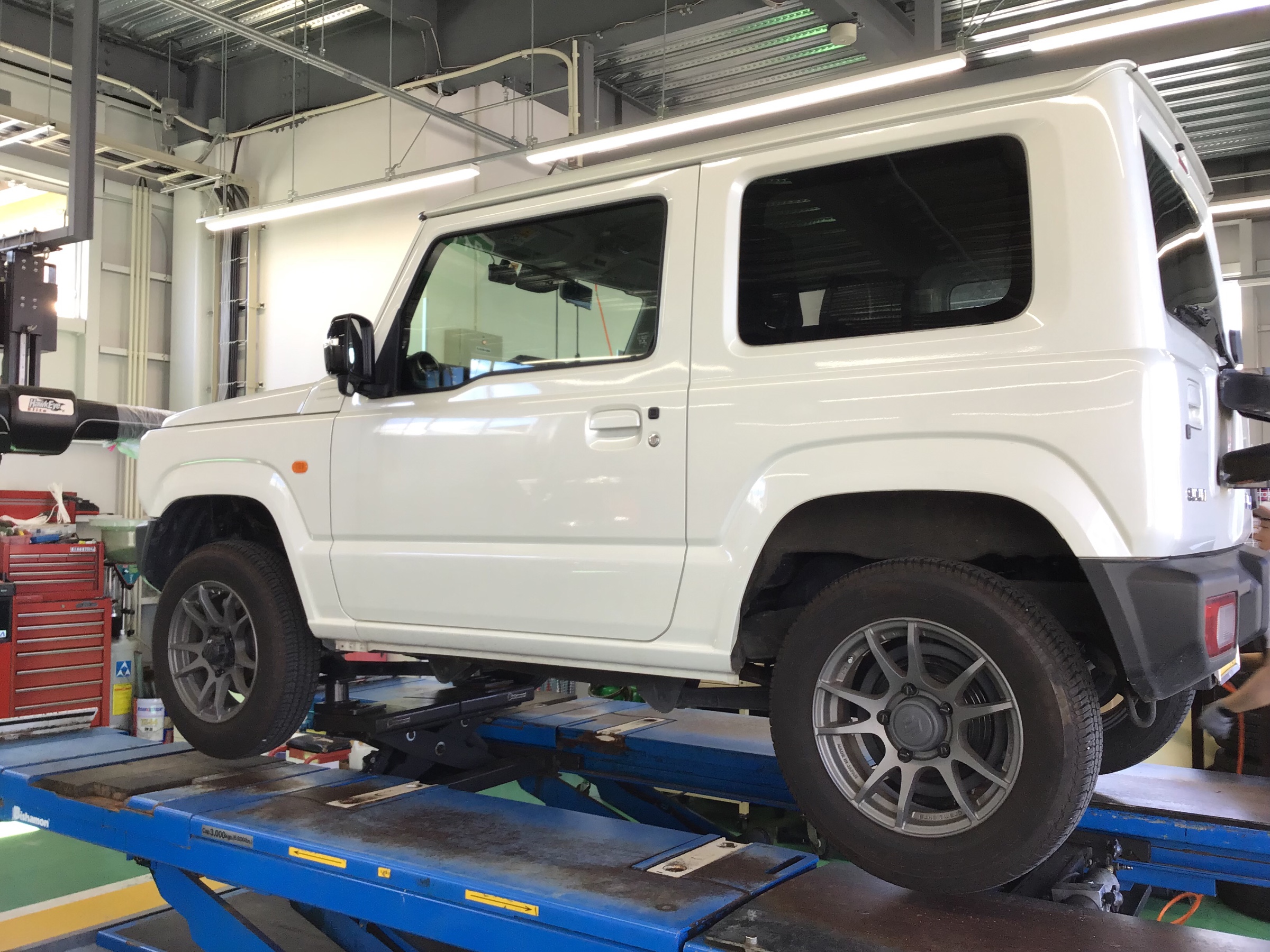 ジムニー マッドタイヤ スズキ ジムニー タイヤ タイヤ ホイール関連 タイヤ ホイール交換 スタッフ日記 タイヤ館 盛岡中央店 タイヤからはじまる トータルカーメンテナンス タイヤ館グループ