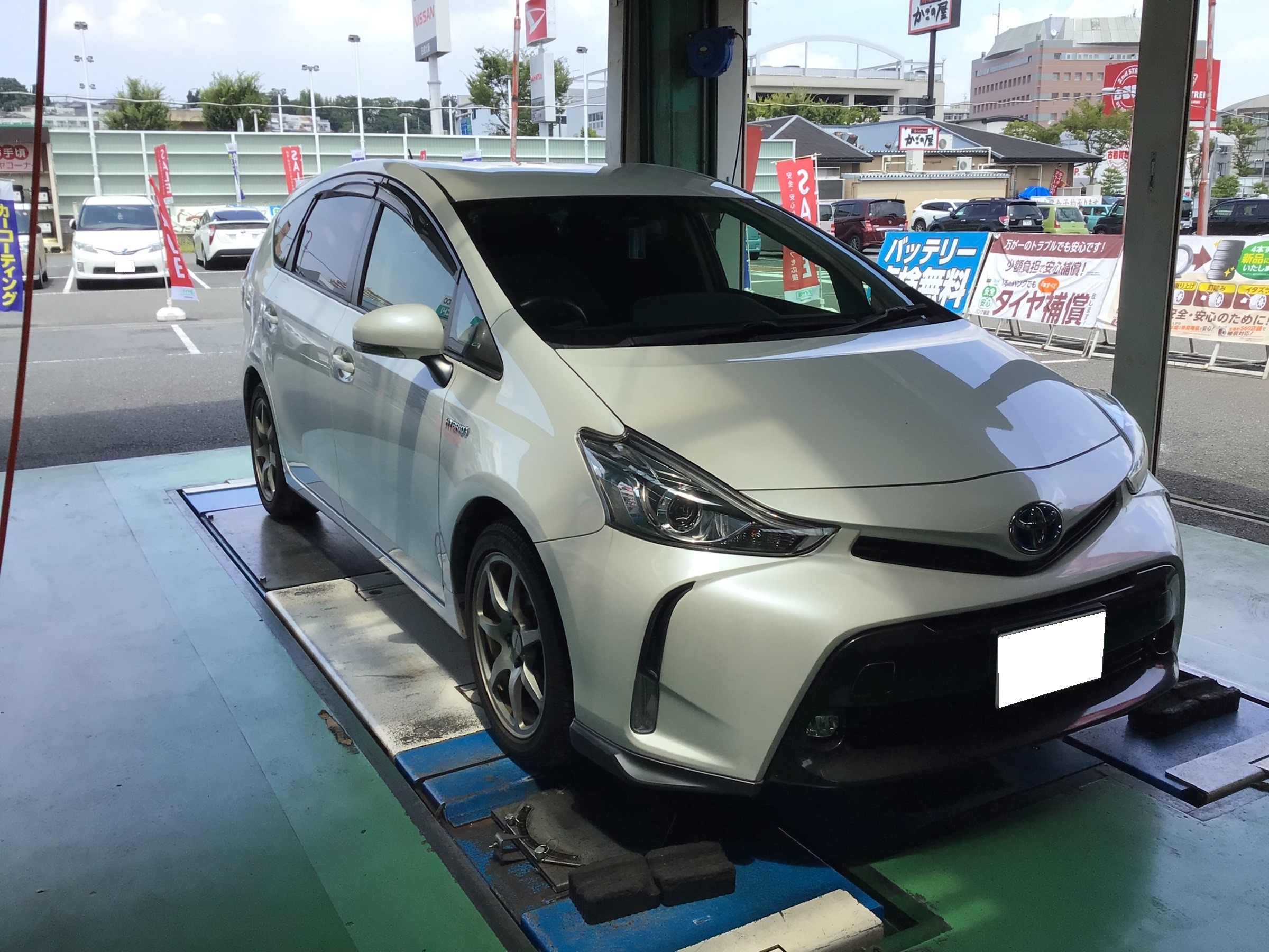 トヨタ：プリウスアルファ ZVW40系 】 防錆コーテングおまかせください  