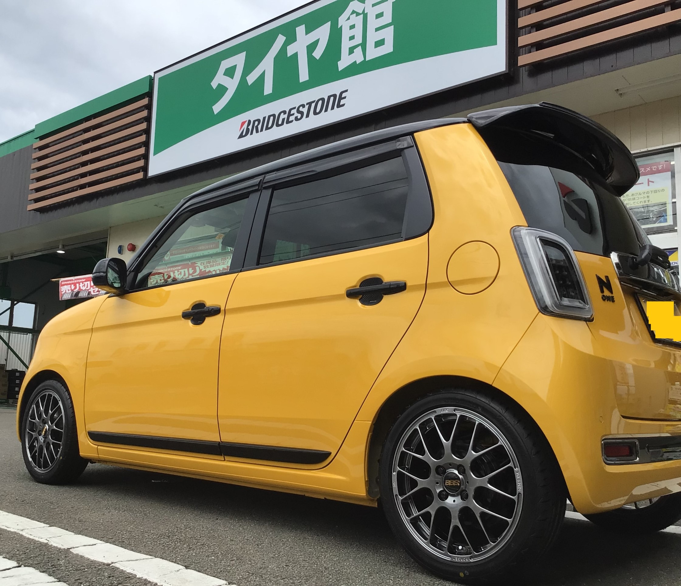 N Oneにbbsをお取付けしました ホンダ N One メンテナンス商品 パーツ取付 サスペンション取付 サービス事例 タイヤ館 小松島 徳島県のタイヤ カー用品ショップ タイヤからはじまる トータルカーメンテナンス タイヤ館グループ