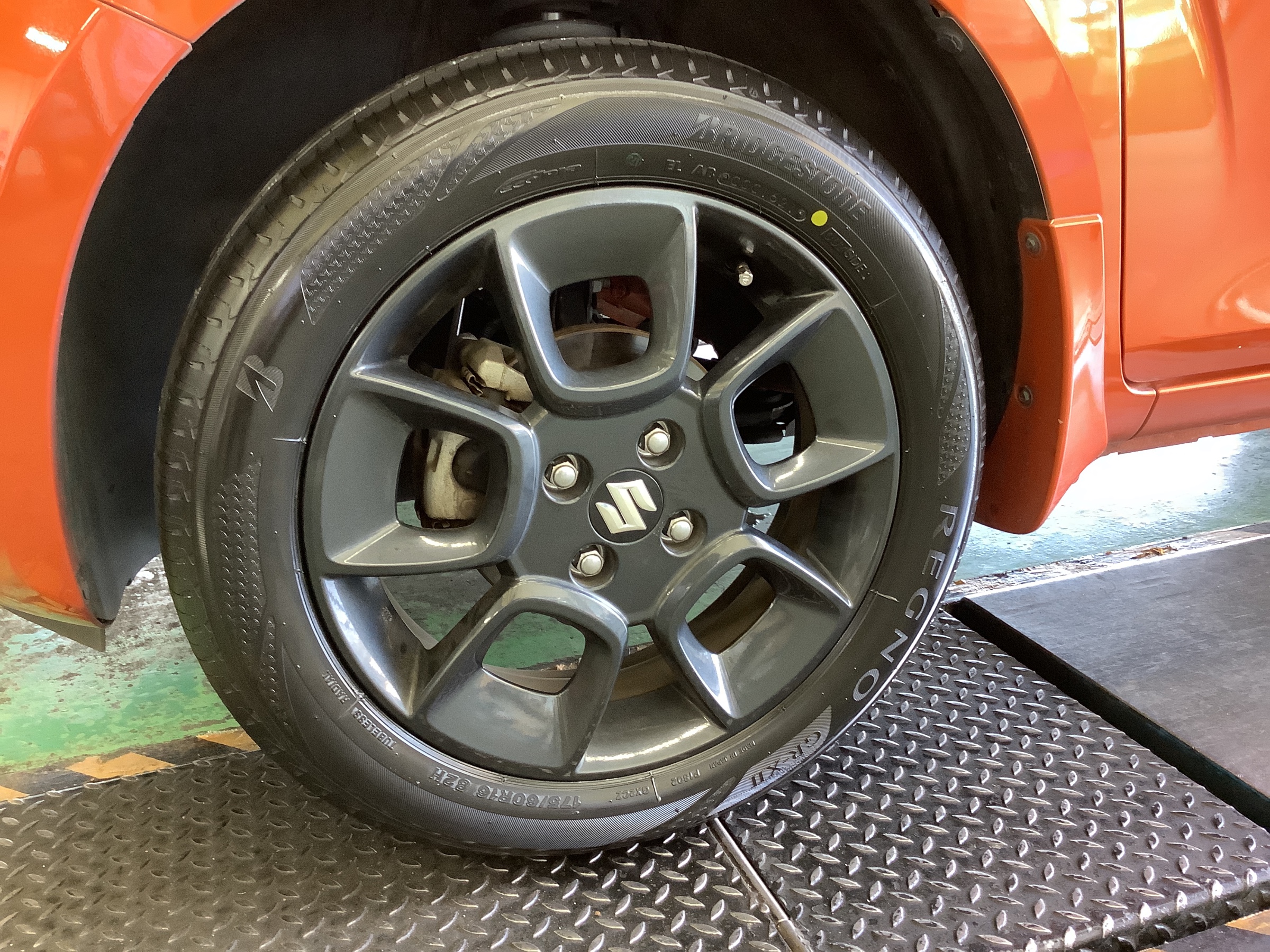 すずらん レグノ サマータイヤ ホイール4本セット 205/60R16インチ 5H114 Weds ウェッズ ジョーカー グライド シルバー  ブリヂストン レグノGR-VII