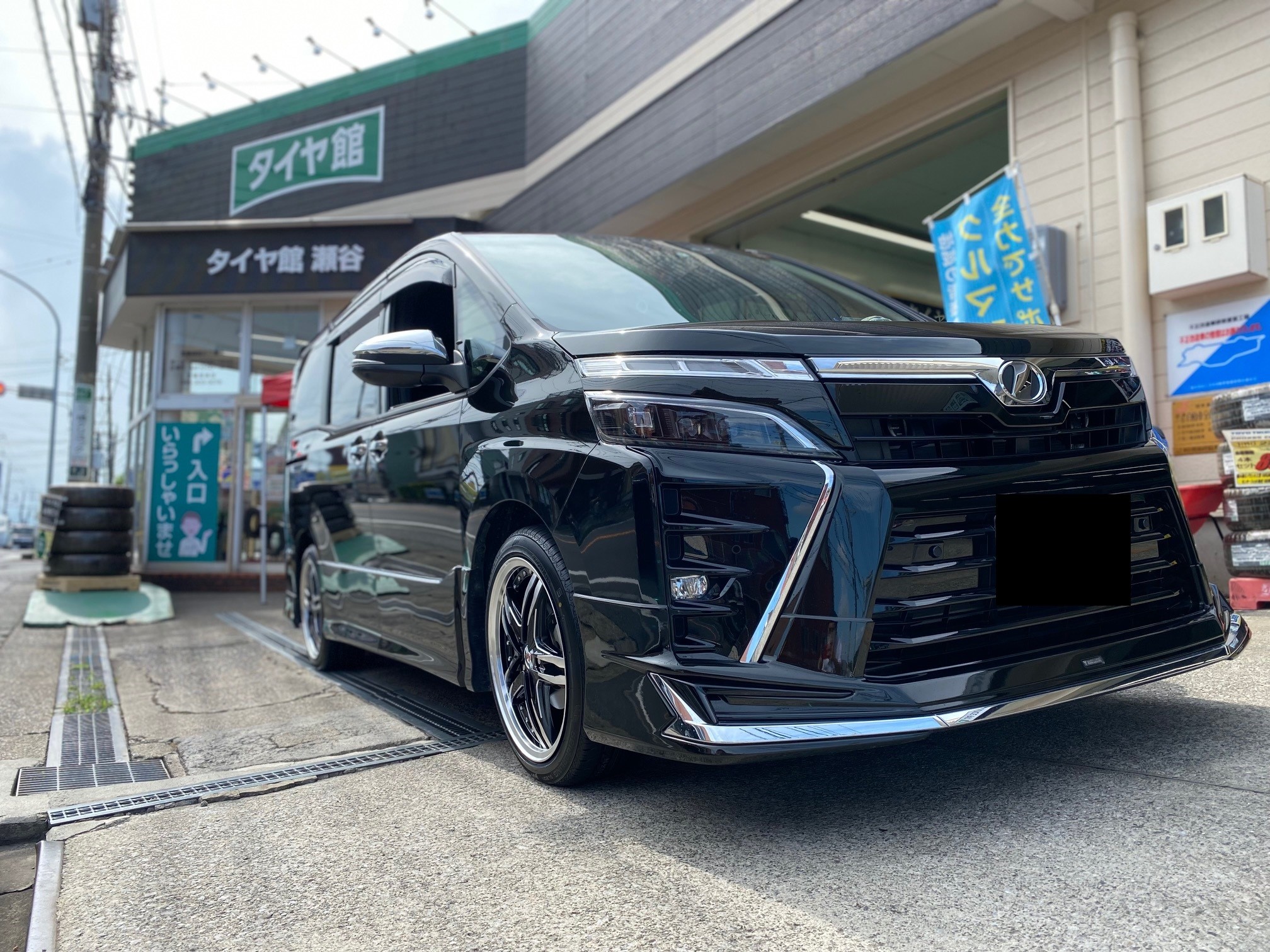 トヨタ ヴォクシー 共豊シュタイナーＬＳＶ 18インチ取付 | トヨタ