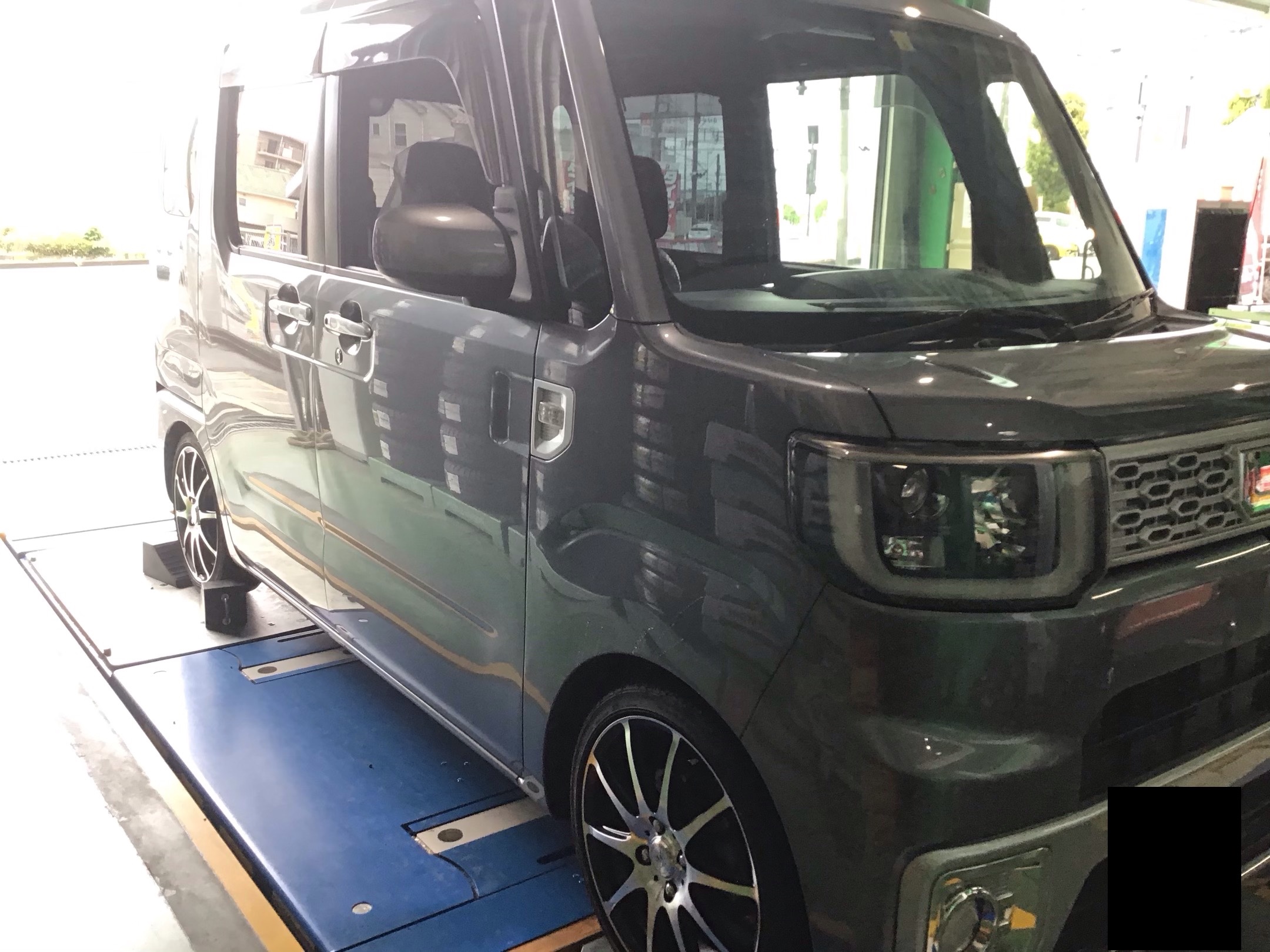 DAIHATSU ウェイク(LA700S)車高調取り付け② | 店舗おススメ情報