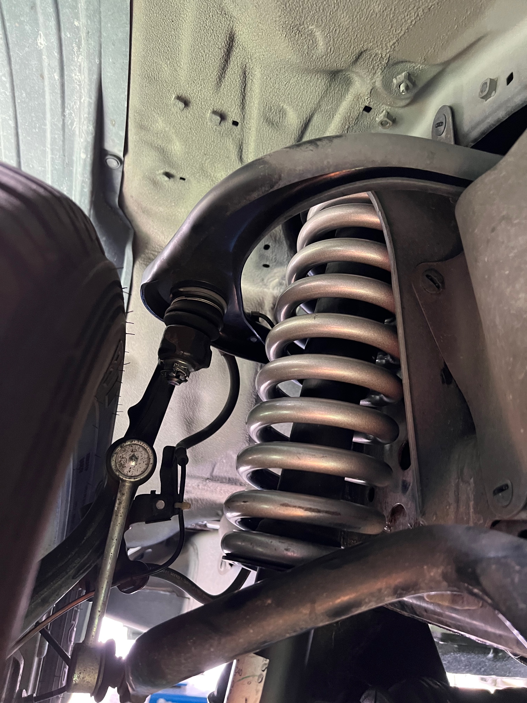 ハイラックスサーフ　スプリング ss-style8_to-hls06-su03001