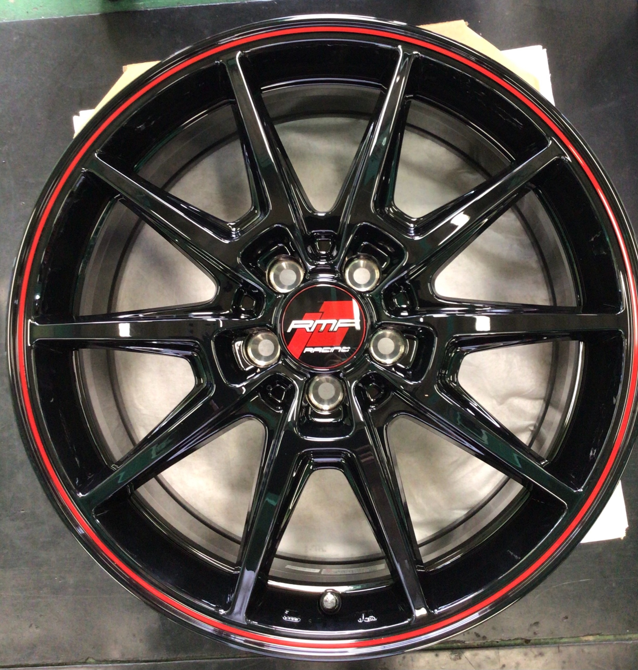 86のホイール交換をさせて頂きました！ | 店舗おススメ情報 | タイヤ館