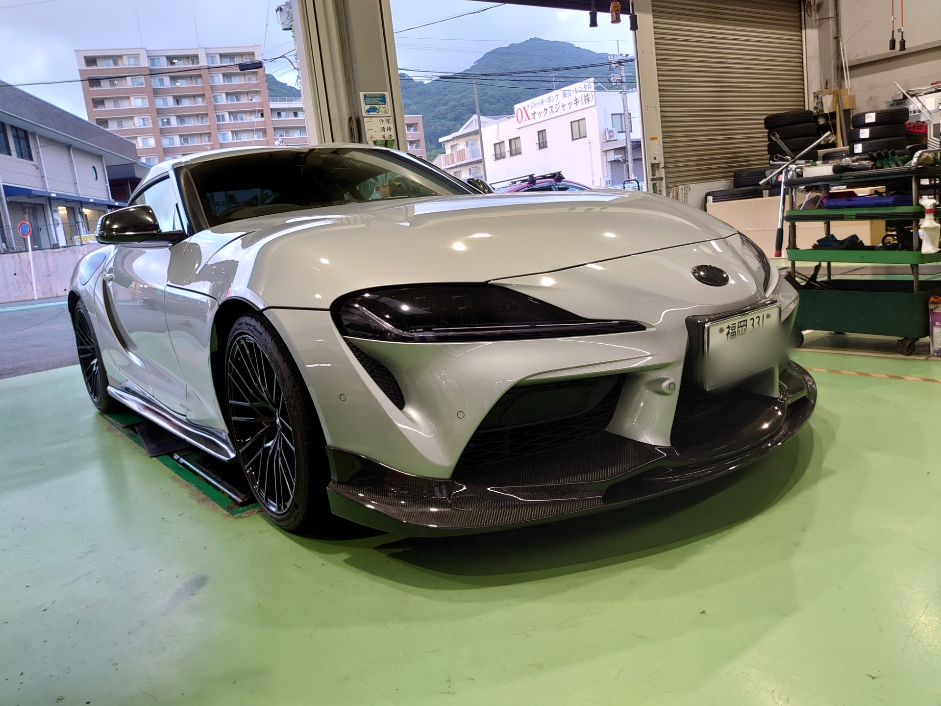 毎日乗らない 愛車のバッテリー大丈夫ですか トヨタ スープラ メンテナンス商品 パーツ取付 各種用品取付 技術サービス施工事例 タイヤ館 福岡東 タイヤからはじまる トータルカーメンテナンス タイヤ館グループ
