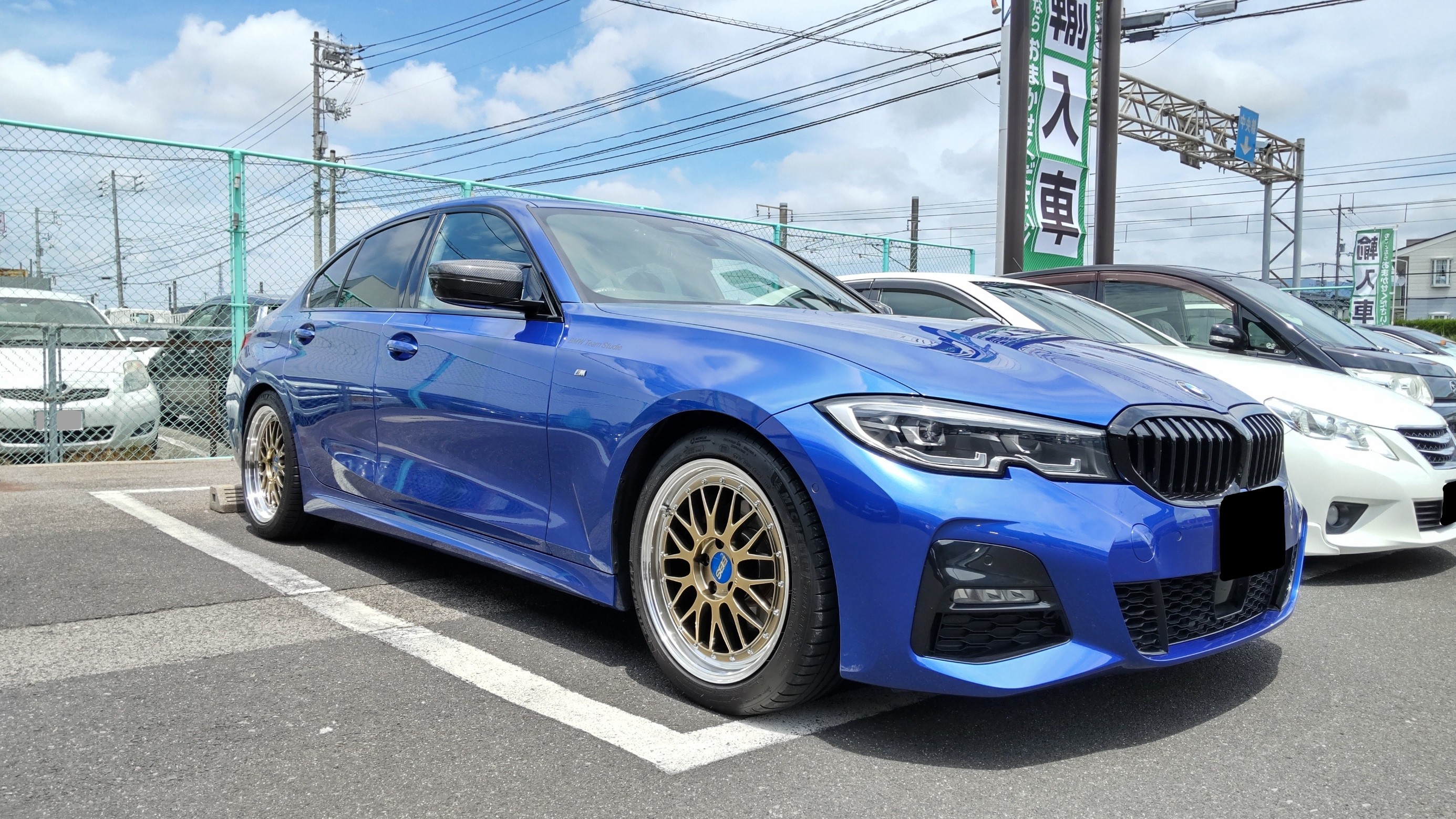 G20 に 限定カラーLM装着！ | BMW 3シリーズ | ☆スタッフブログ