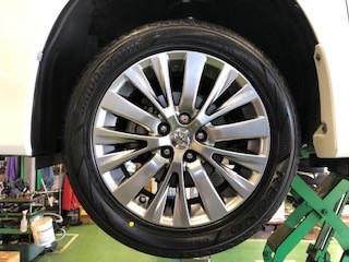 トヨタ アルファード ANH20 タイヤ交換 235/50R18 「WURTH」ウルト