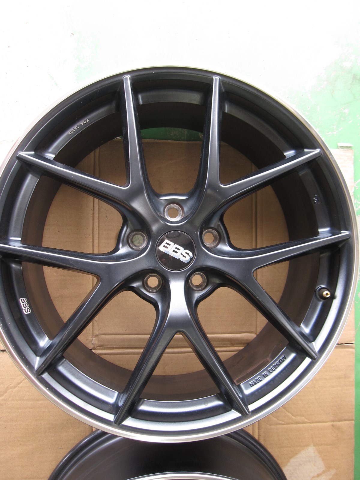 BBS CI-R ガラスコーティング施工 | 店舗おススメ情報