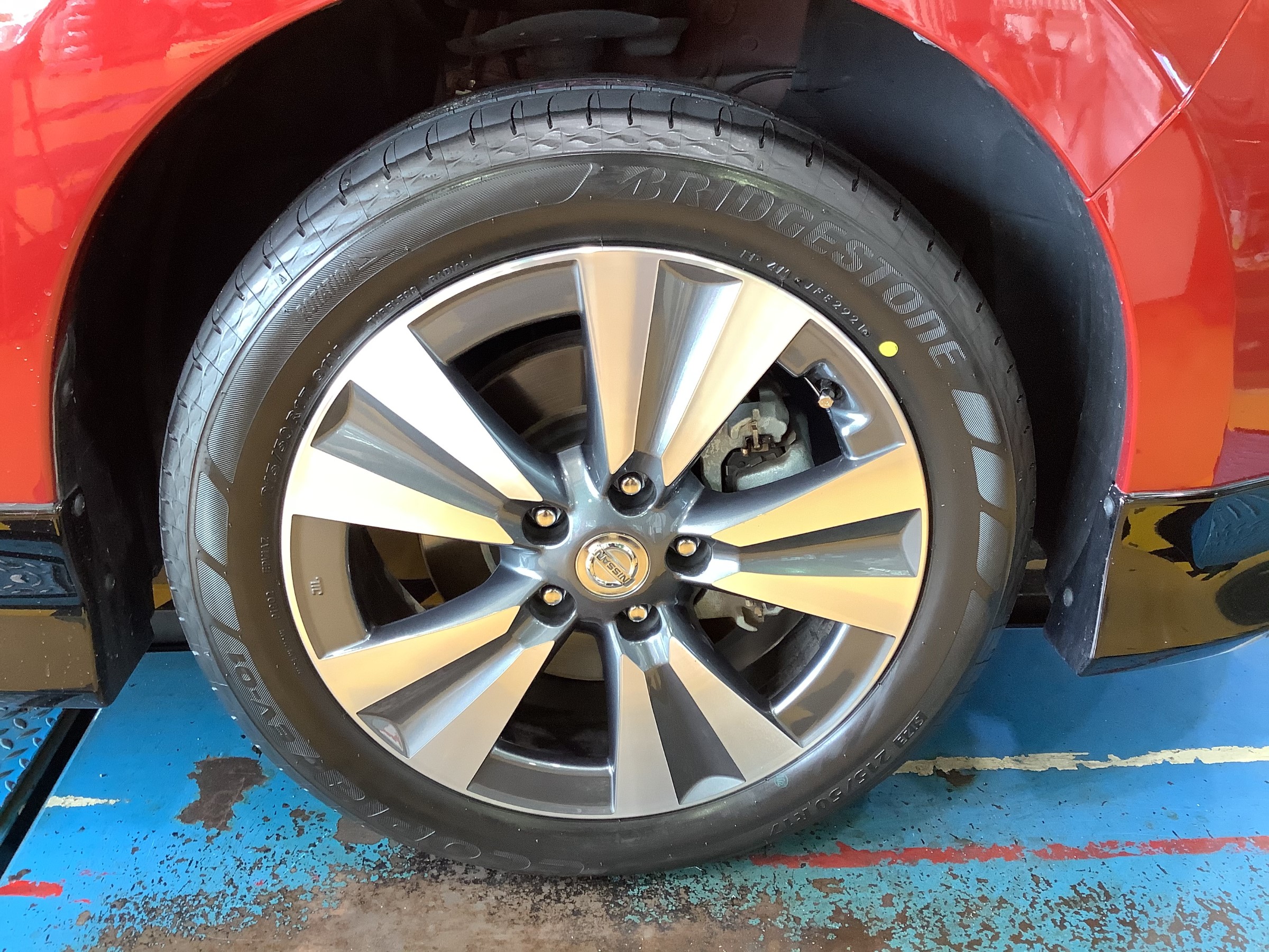 タイヤ交換】エコピアEV-01 215/50R17サイズ 日産 リーフ ZE0系 | 日産