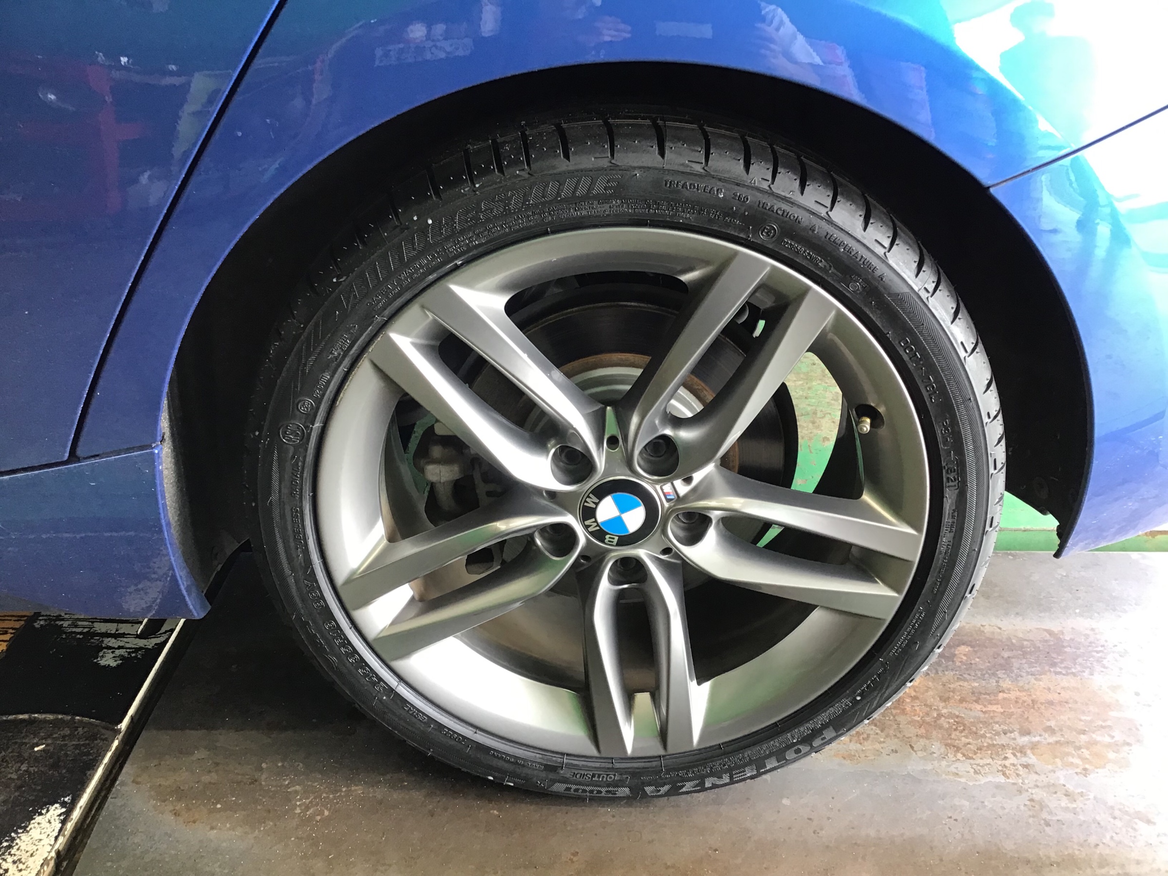 BMW118ℹ︎純正アルミホイール　スタッドレス