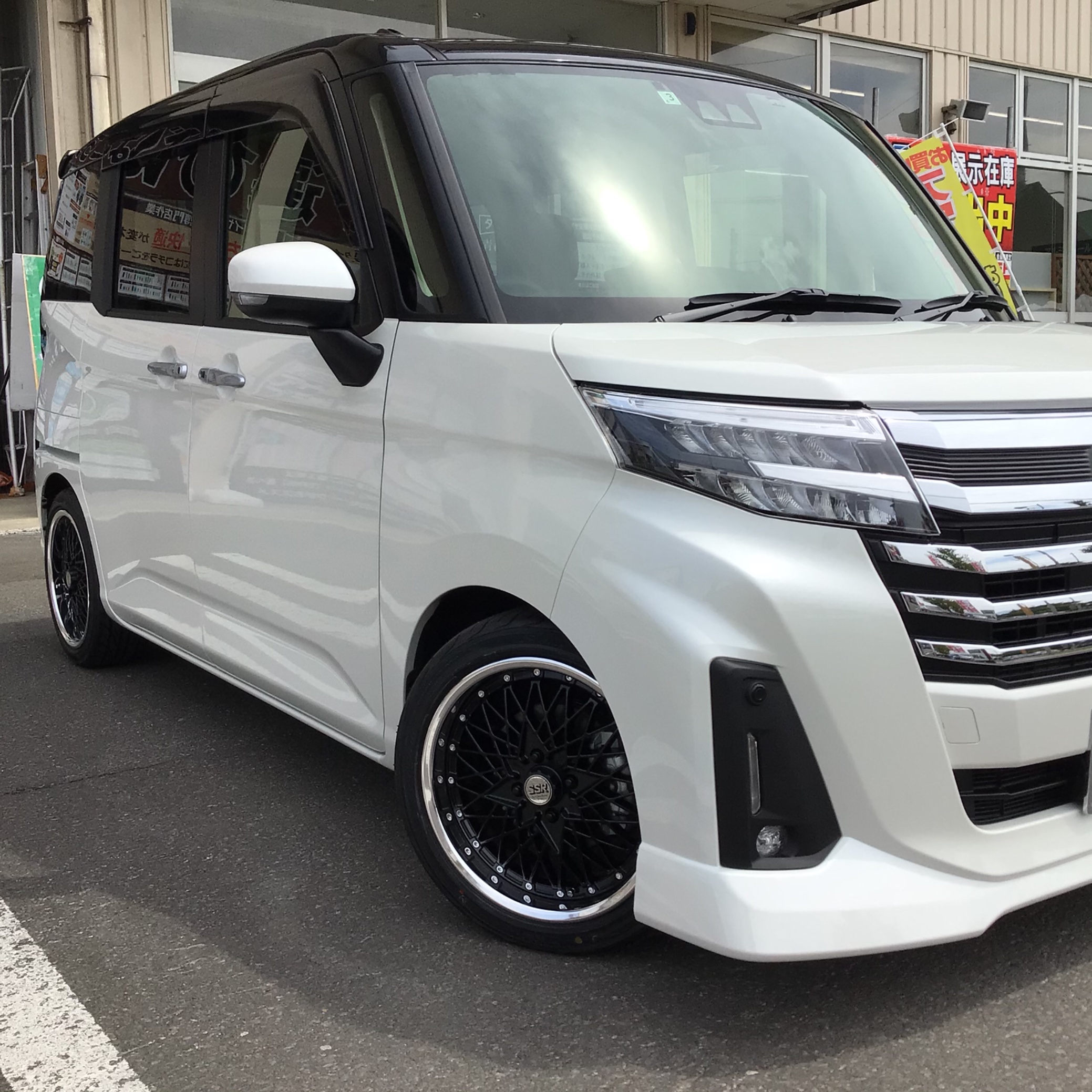 インチアップ トヨタ ルーミー ホイール タイヤ ホイール関連 タイヤ ホイール交換 サービス事例 タイヤ館 青森中央 タイヤからはじまる トータルカーメンテナンス タイヤ館グループ