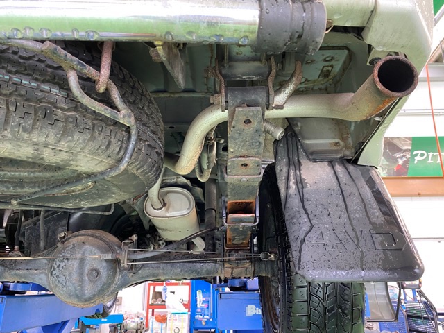 ミツビシ P25W デリカ スターワゴン】マフラー交換を行いました | 店舗  