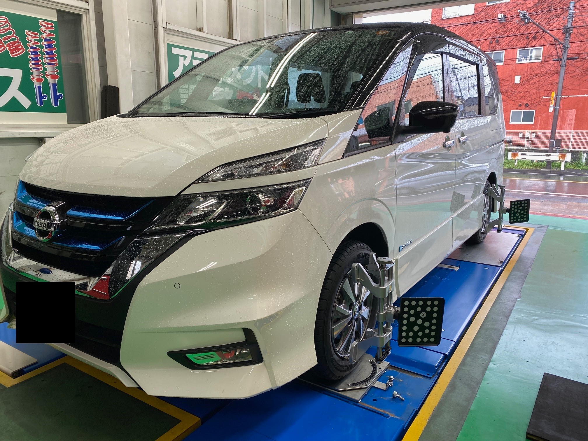 日産セレナ（C27） オールシーズンタイヤ ウェザーグリップ4本交換+