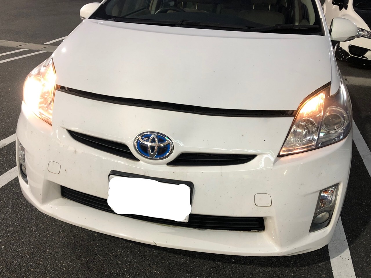 プリウスZVW30 ヘッドライト球交換！ | 店舗おススメ情報