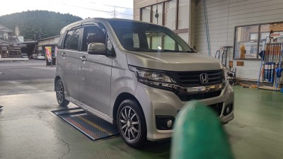 タイヤ交換作業後1
