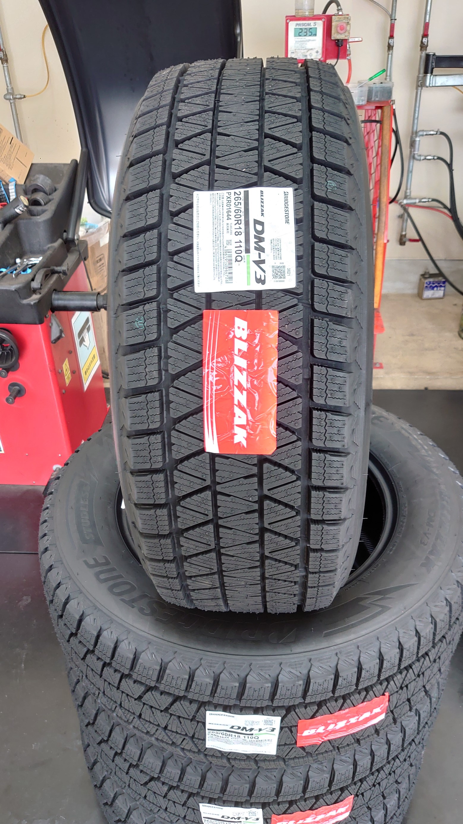 スタッドレスタイヤ販売中＆ご予約受付中(^_-)-☆ | 店舗おススメ情報