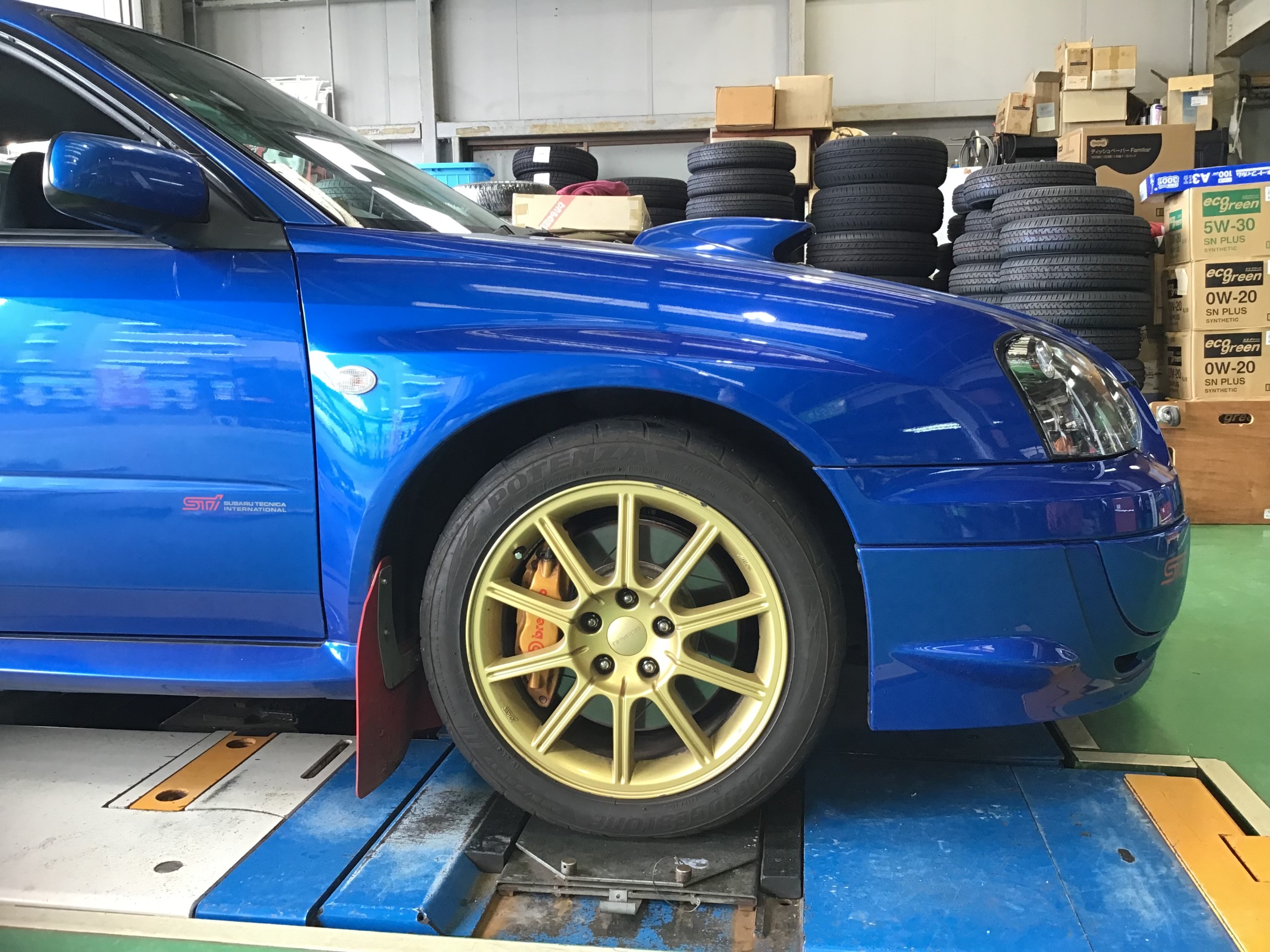 スバルインプレッサWRX STIGDB(涙目)純正サスペンション スバル