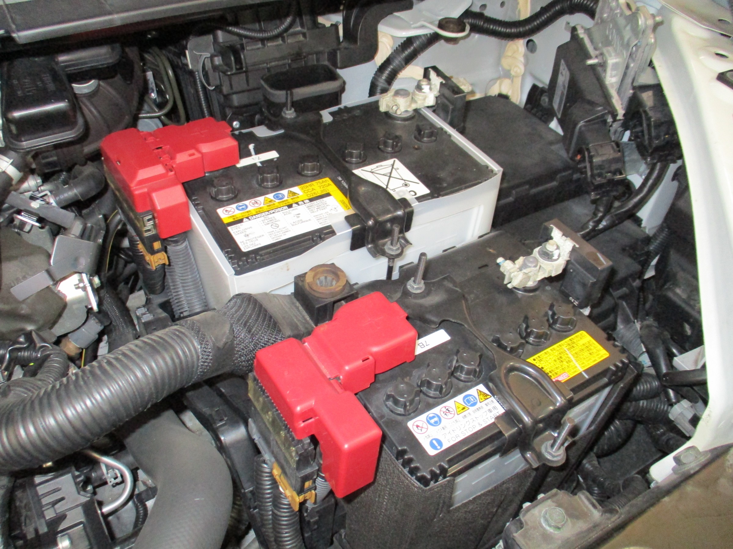 海外輸入 VOLTEX バッテリー V125D31R トヨタ レジアスエース ワゴン H100 KH-KZH120G 交換 補修 