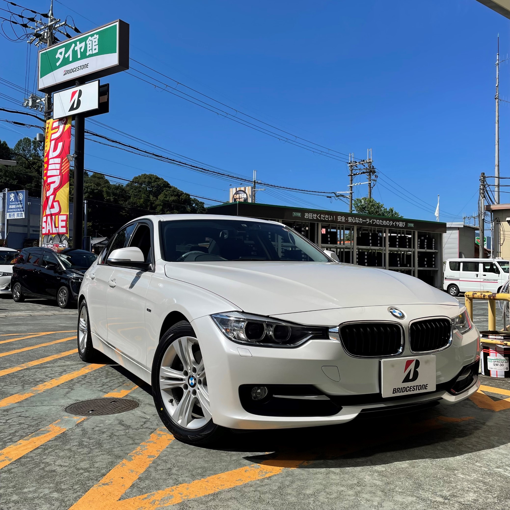 Bmwのタイヤ交換 アライメント お任せください Bmw タイヤ タイヤ ホイール関連 タイヤ ホイール交換 サービス事例 タイヤ館 大津 京都府 滋賀県のタイヤからはじまる トータルカーメンテナンス タイヤ館グループ
