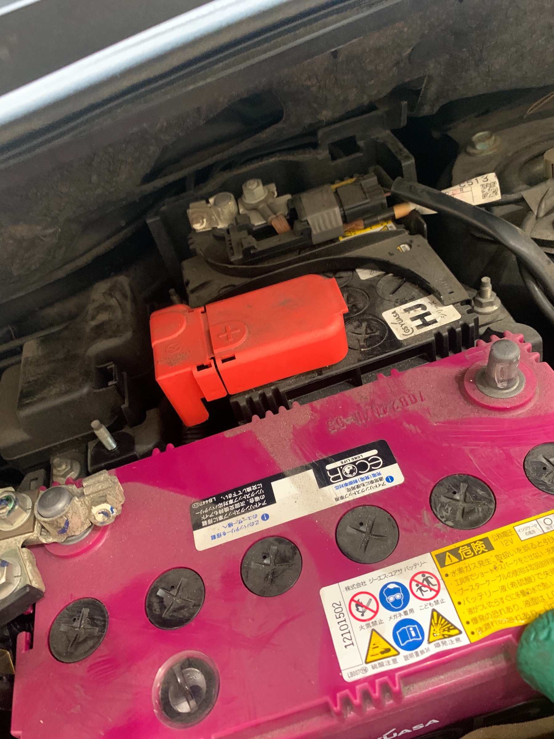 日産 ラフェスタ バッテリー交換 日産 ラフェスタ メンテナンス商品 施工事例 入荷情報 タイヤ館 行橋 タイヤからはじまる トータルカーメンテナンス タイヤ館グループ