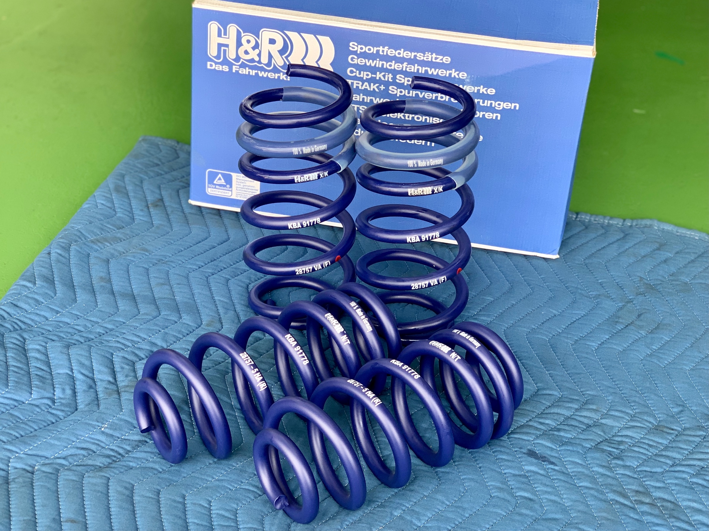 アウディ　ダウンサス　H&R H&R H＆R ダウンサス アウディ A3 (A4) 1.8Tクワトロ 8LAQAF