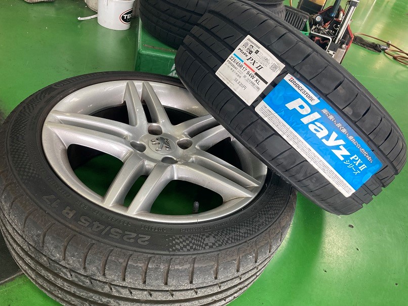プジョー ３０８ＣＣ【 タイヤ交換 】作業紹介♪♪ タイヤ選びはお任せ
