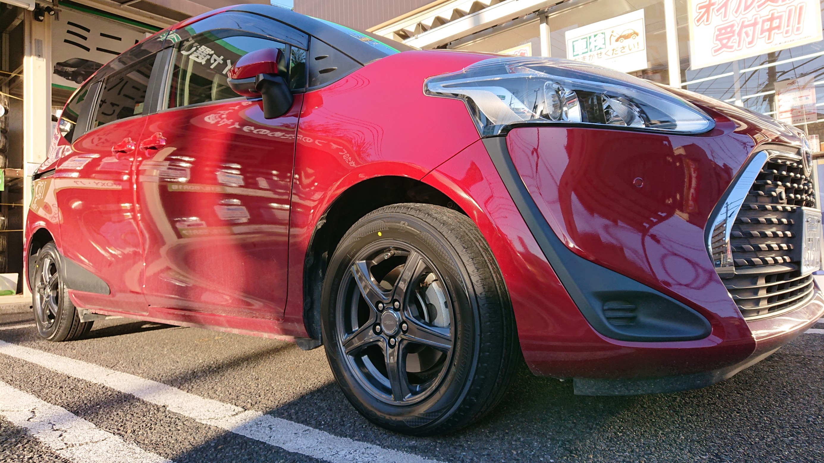 トヨタ・シエンタ 夏タイヤ＆ホイールセット取付！ | トヨタ シエンタ