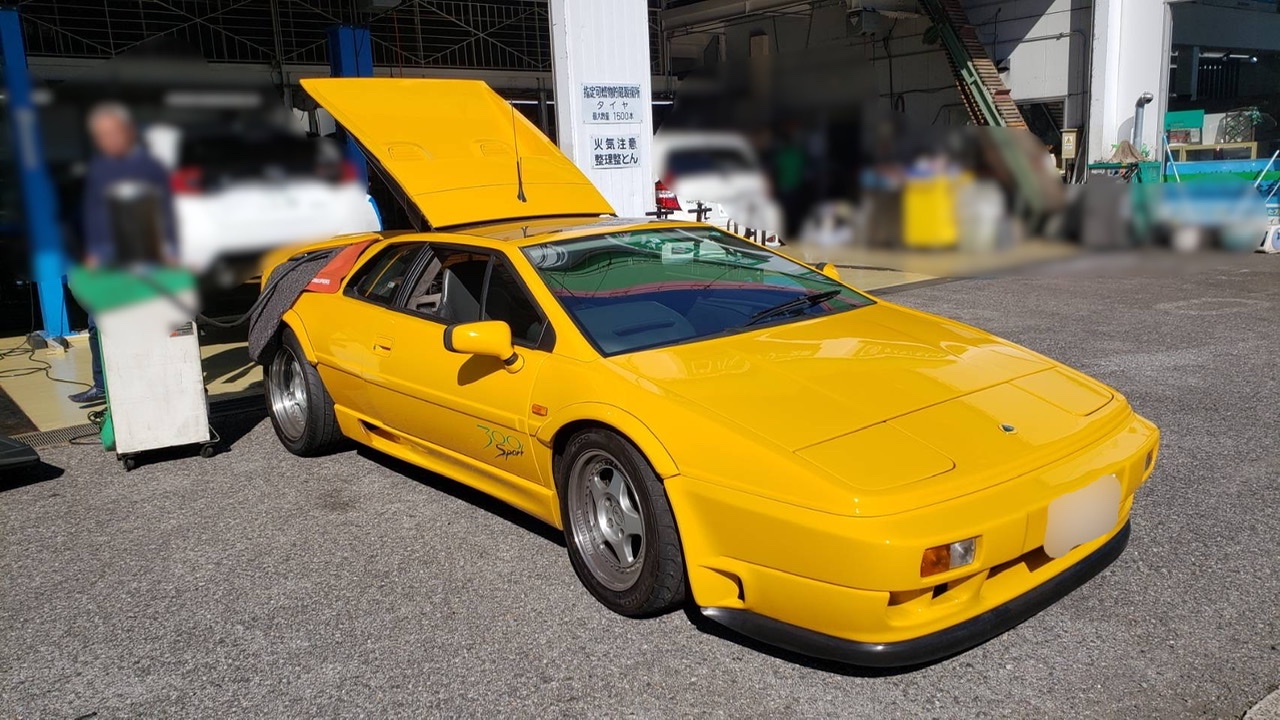 ロータス エスプリ エンジンオイル交換 | 店舗おススメ情報