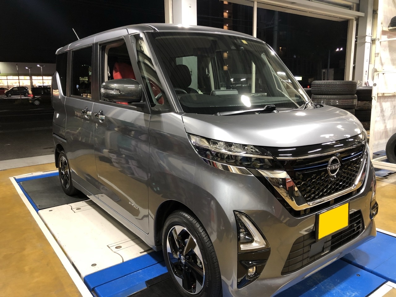 デイズルークス ホイールナット交換 | 日産 デイズ | 作業・取付け情報